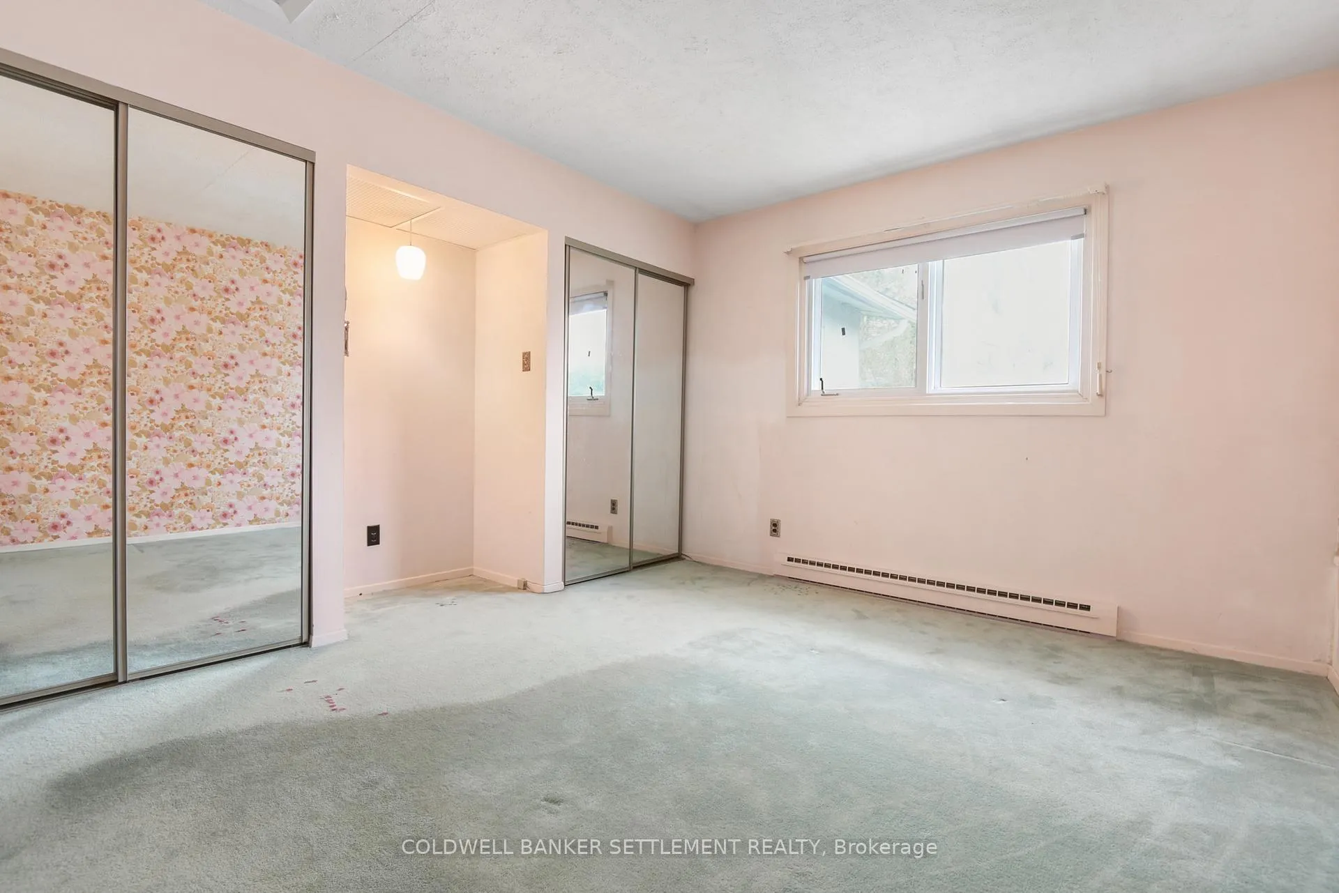 Photo 20 of 7 Parker Avenue, Ottawa, Meadowlands/Crestview — HOMEH