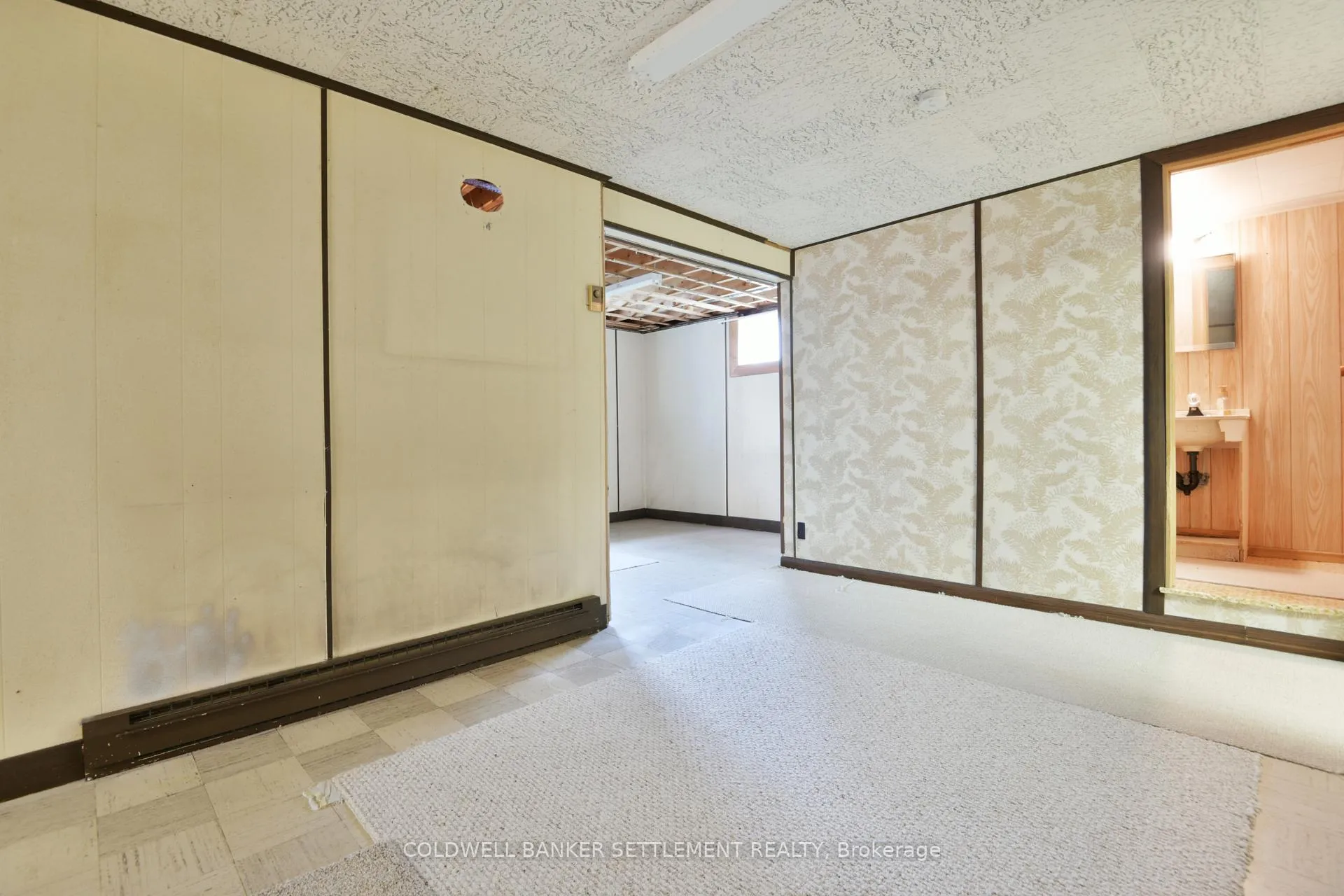 Photo 28 of 7 Parker Avenue, Ottawa, Meadowlands/Crestview — HOMEH