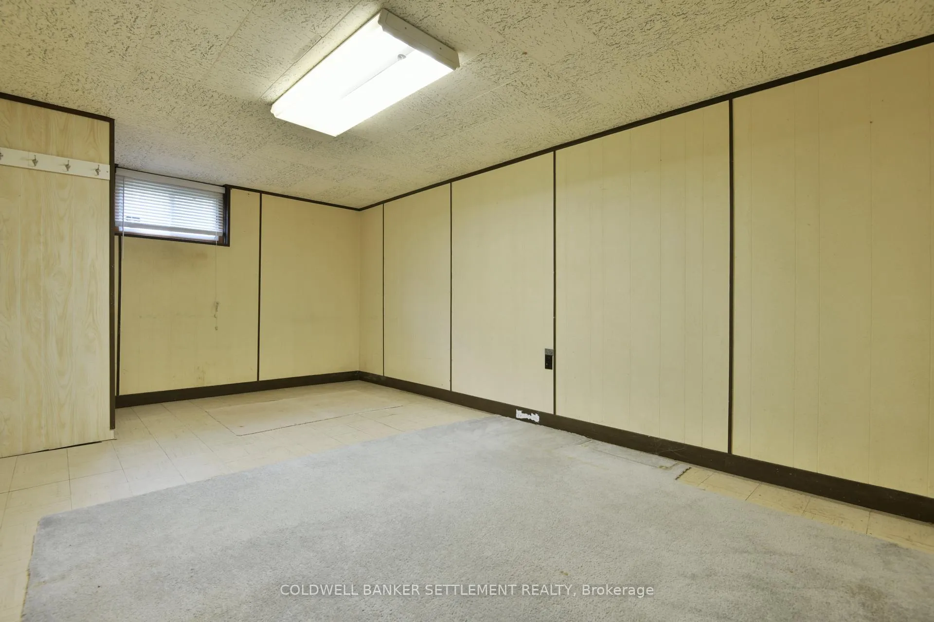 Photo 32 of 7 Parker Avenue, Ottawa, Meadowlands/Crestview — HOMEH