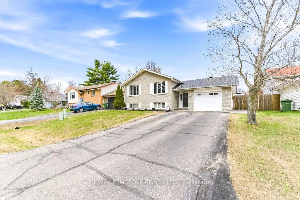 Front of 61 Woodland Crescent