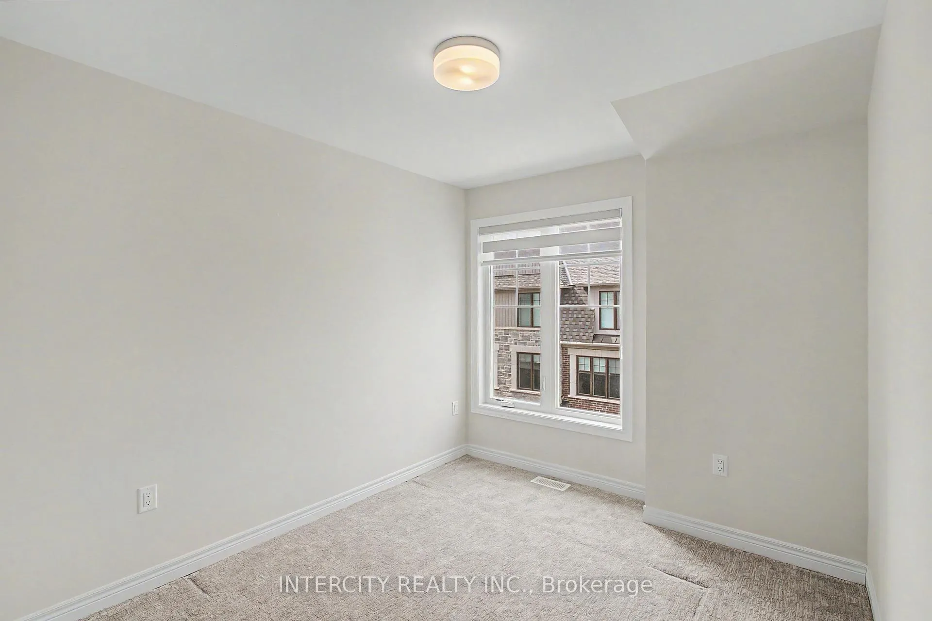 Photo 30 of 21 Folcroft Street, Brampton, Credit Valley — HOMEH