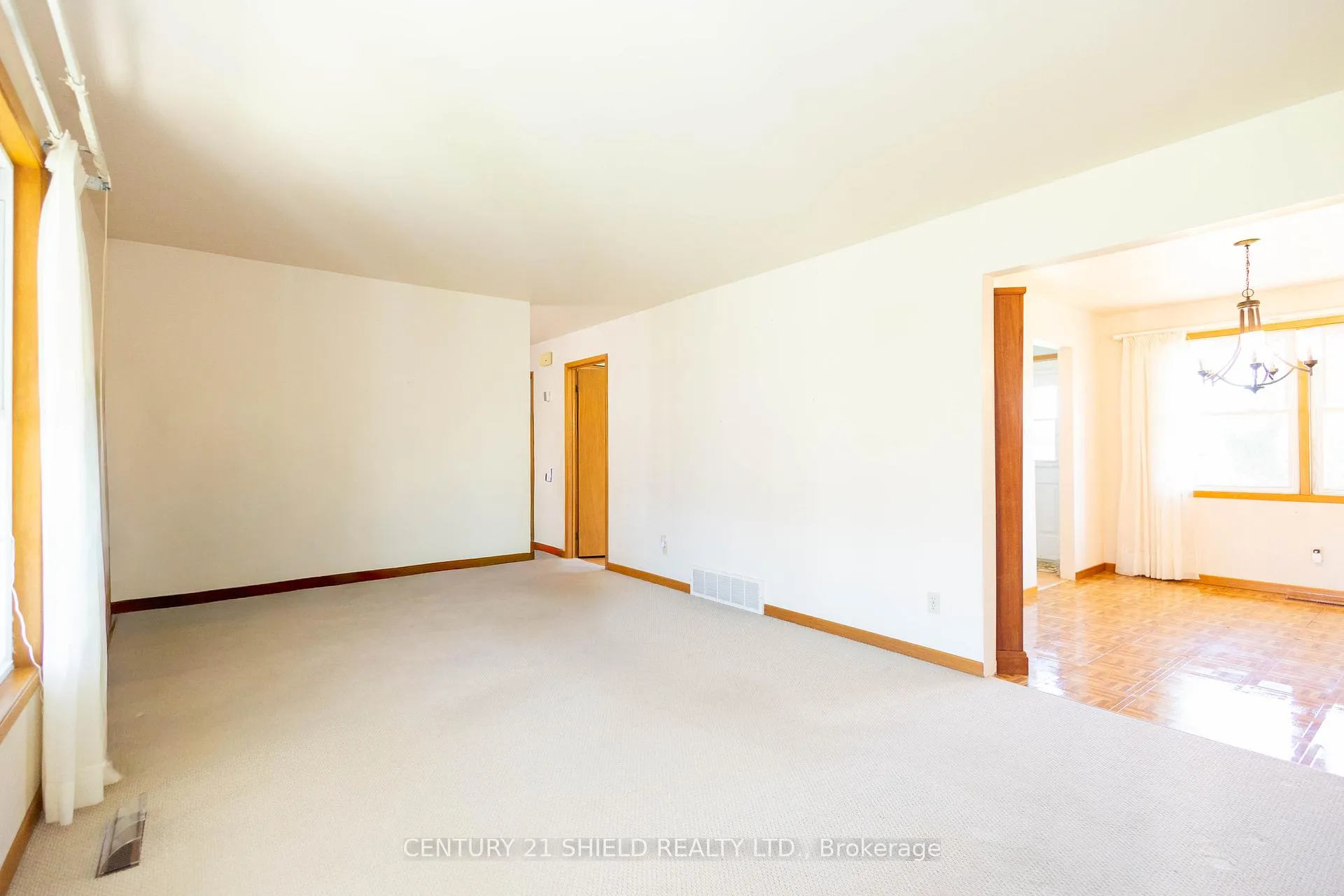 Photo 8 of 901 Laflin Street, Cornwall — HOMEH