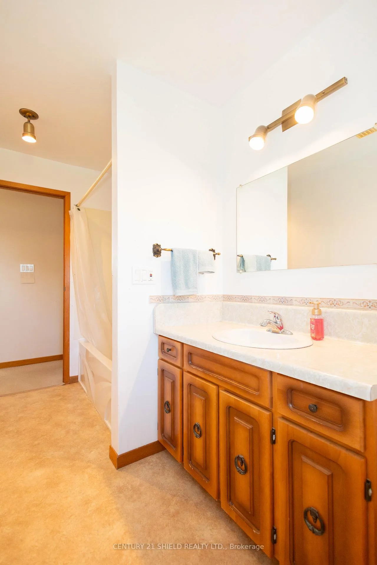 Photo 19 of 901 Laflin Street, Cornwall — HOMEH