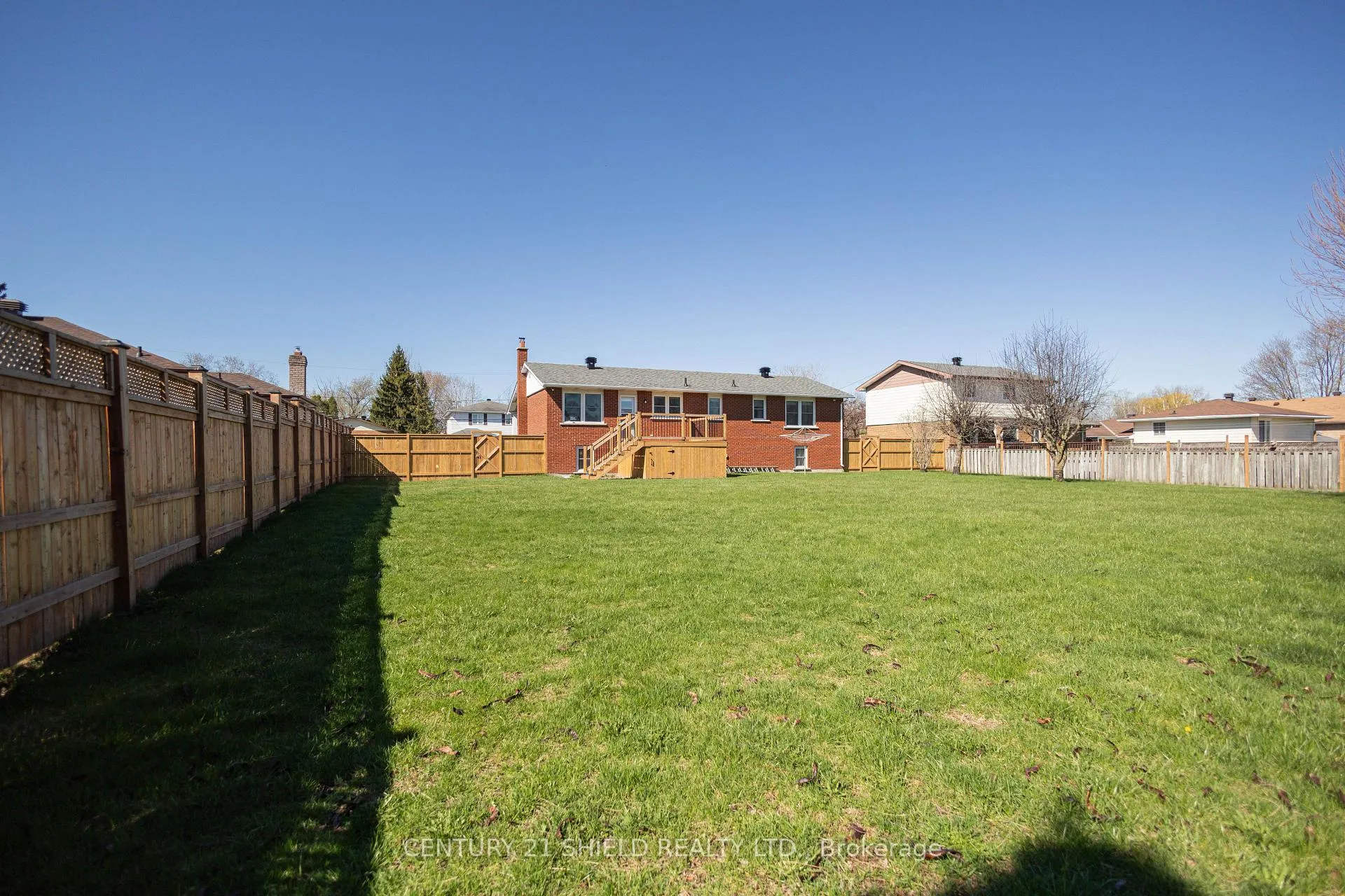 Photo 46 of 901 Laflin Street, Cornwall — HOMEH