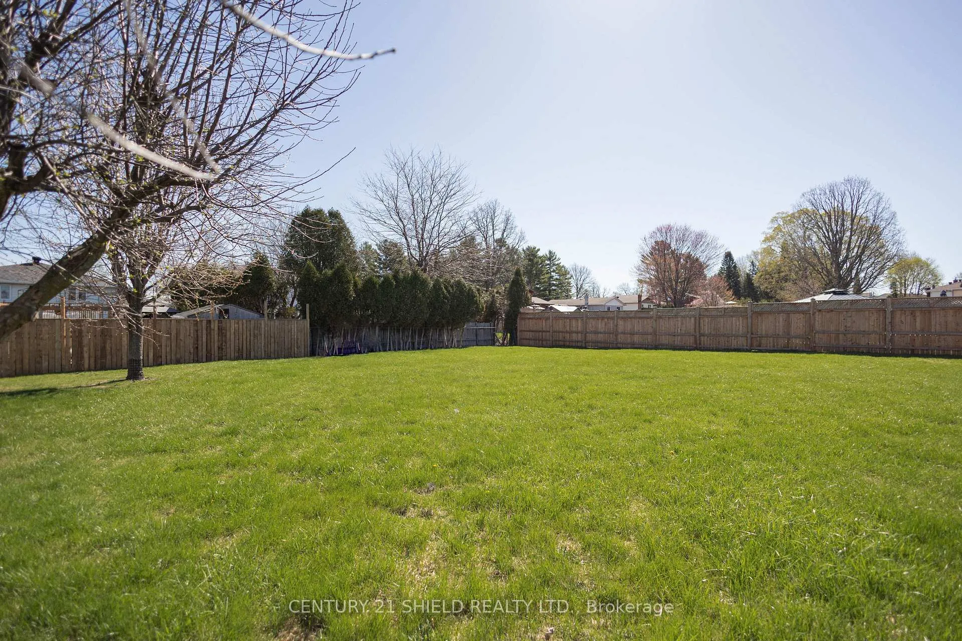 Photo 48 of 901 Laflin Street, Cornwall — HOMEH