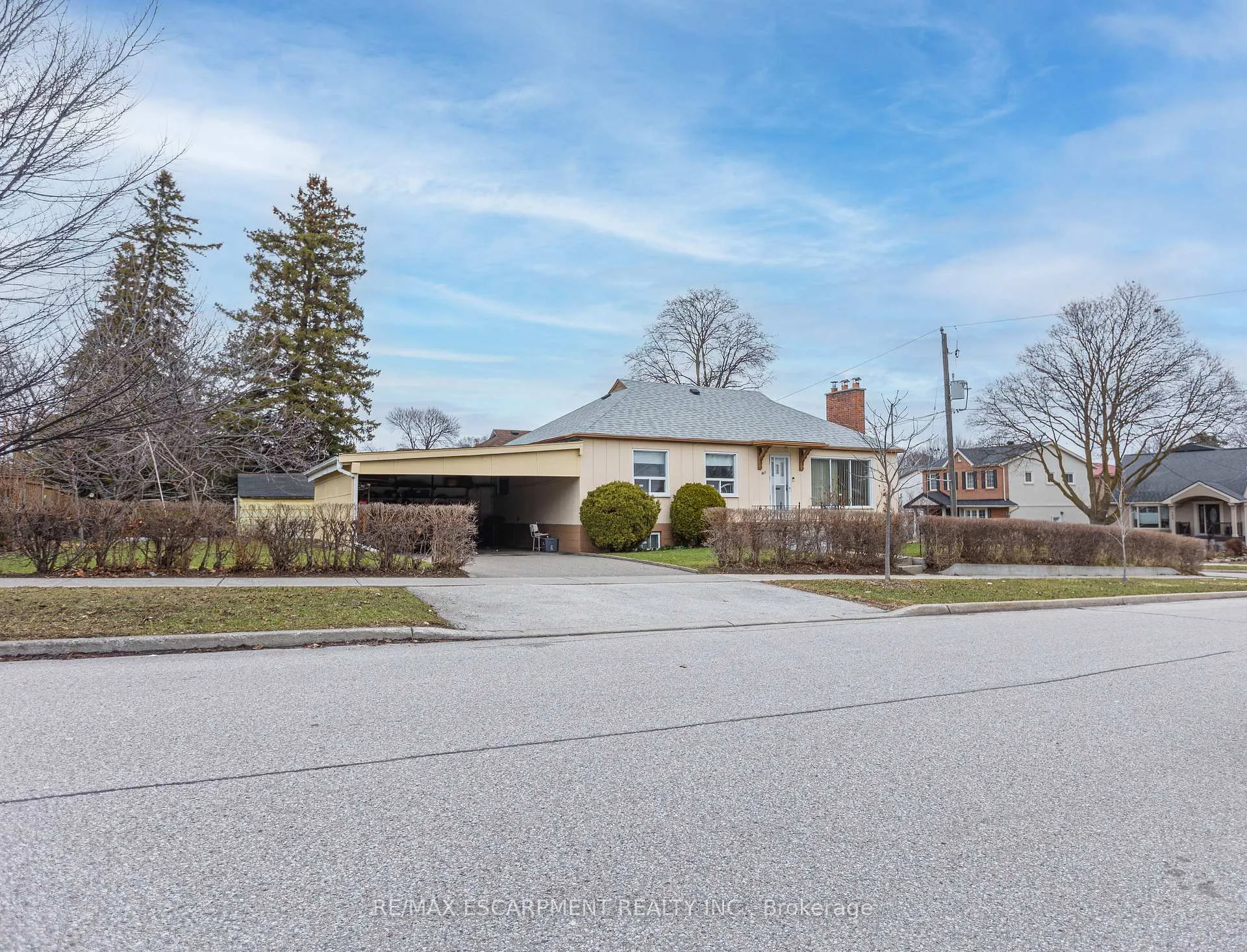 Photo 1 of 1 Snaresbrook Drive, Etobicoke, Rexdale-Kipling — HOMEH