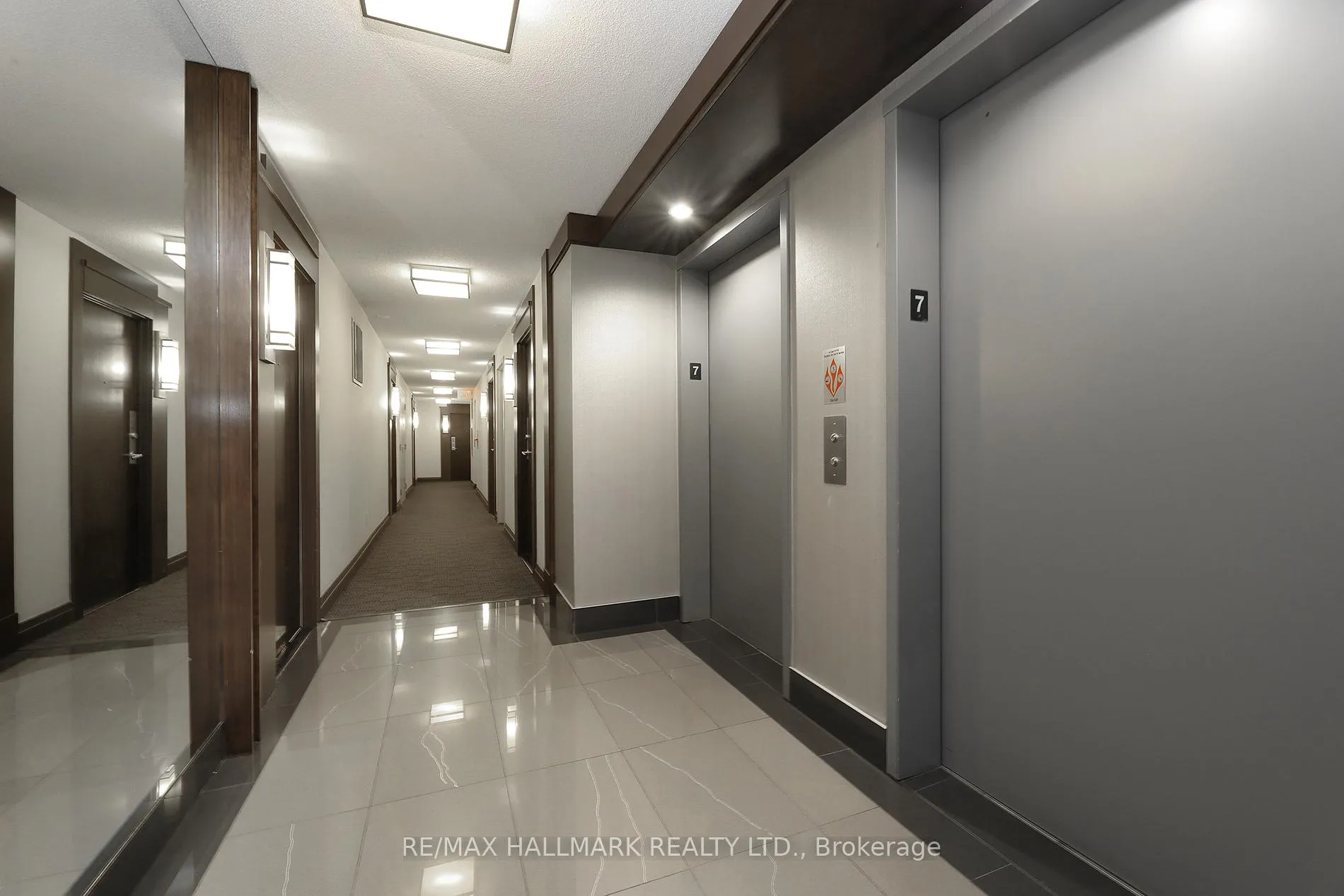Photo 3 of Unit 707, 16 Yonge Street, Toronto, Waterfront Communities — HOMEH