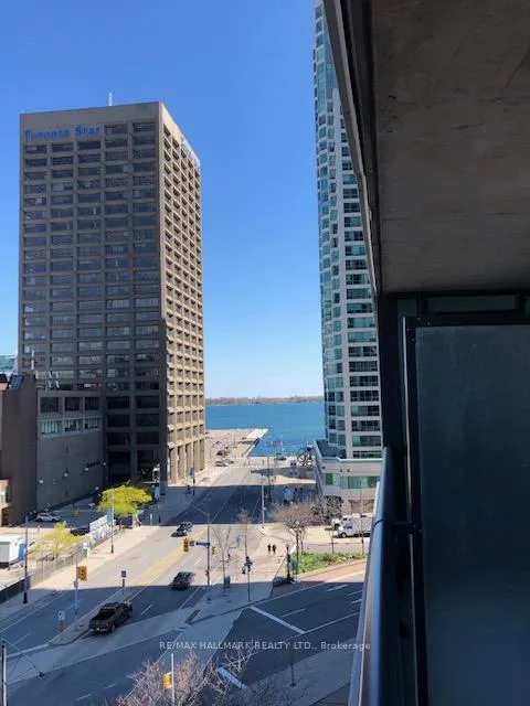 Photo 32 of Unit 707, 16 Yonge Street, Toronto, Waterfront Communities — HOMEH