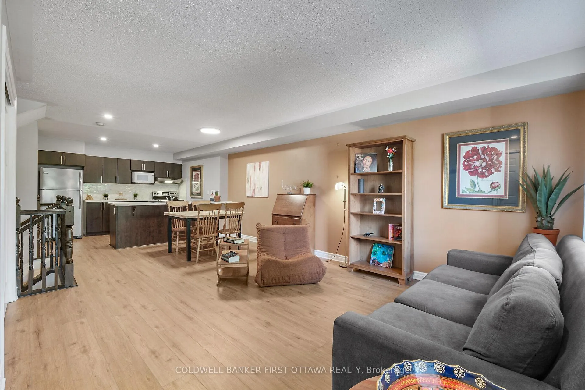 Photo 12 of Unit A, 283 Titanium Private, Ottawa, Convent Glen North — HOMEH