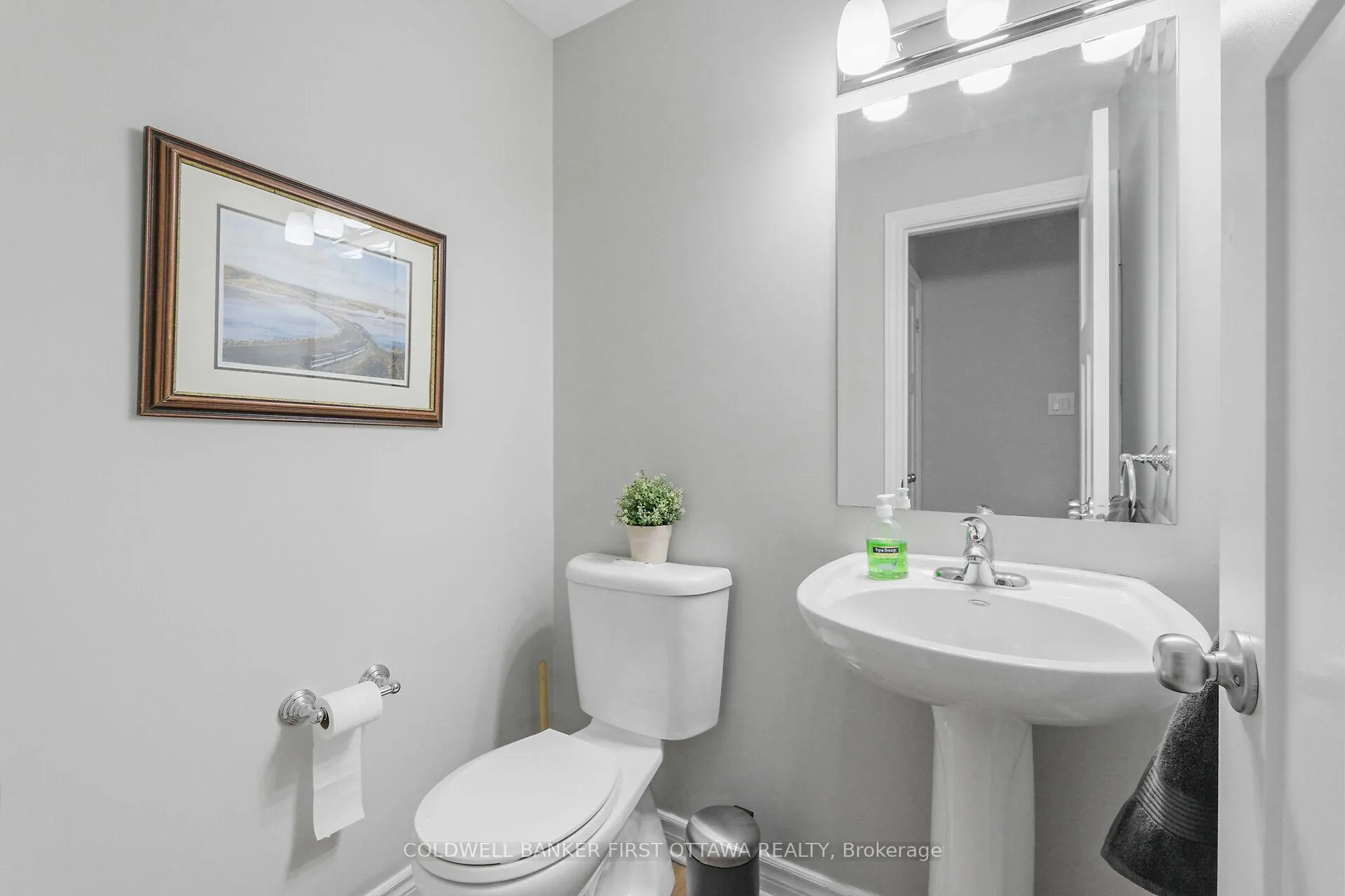 Photo 13 of Unit A, 283 Titanium Private, Ottawa, Convent Glen North — HOMEH