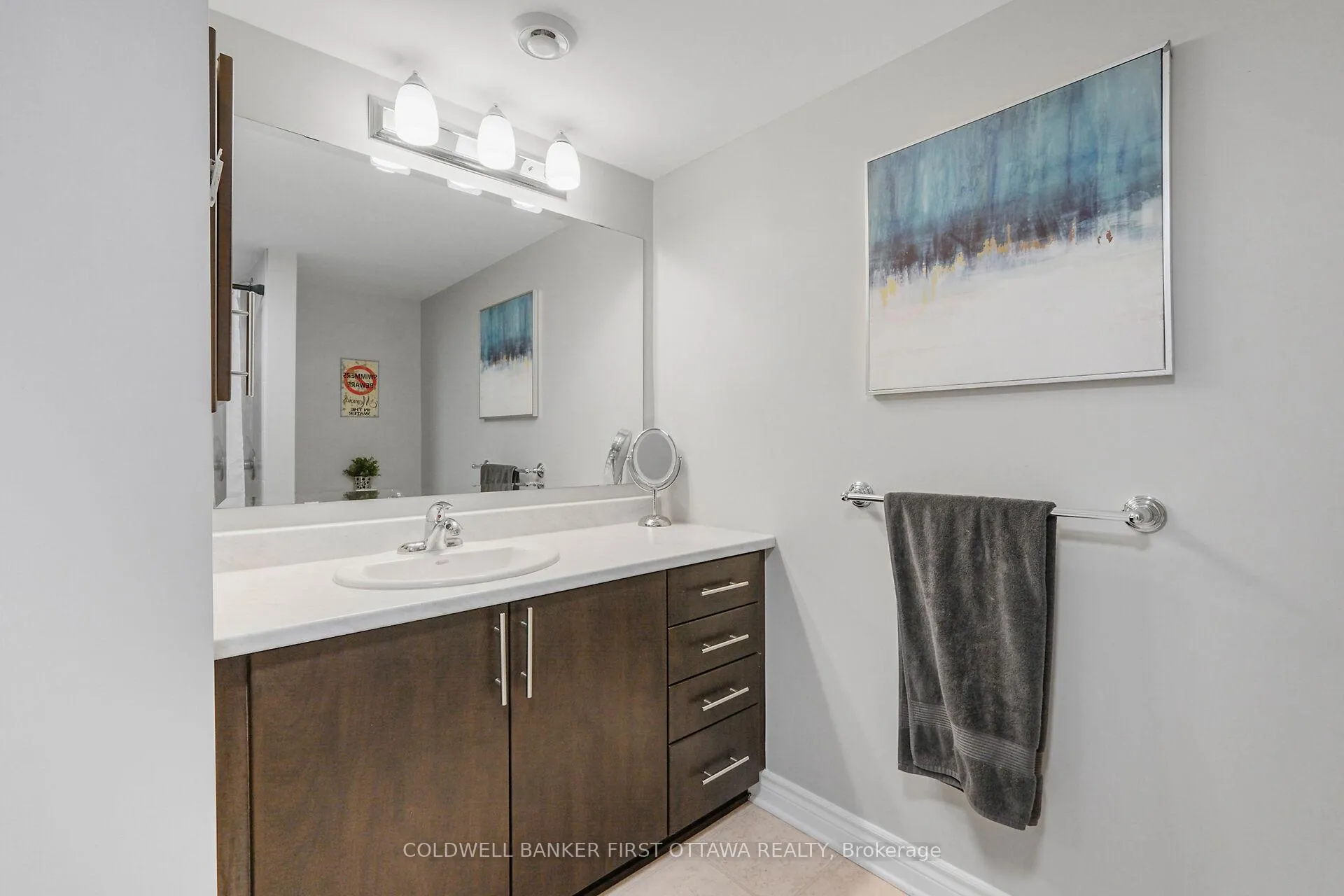 Photo 20 of Unit A, 283 Titanium Private, Ottawa, Convent Glen North — HOMEH