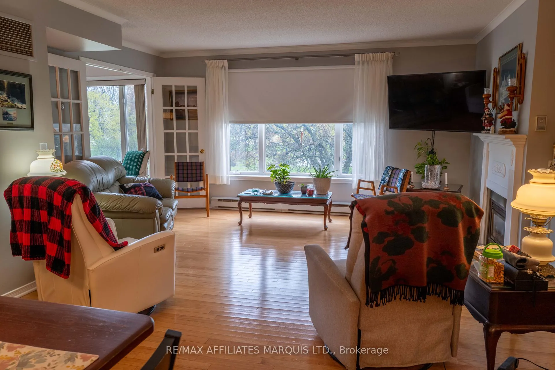 Photo 4 of Unit 312, 121 Water Street W, Cornwall — HOMEH