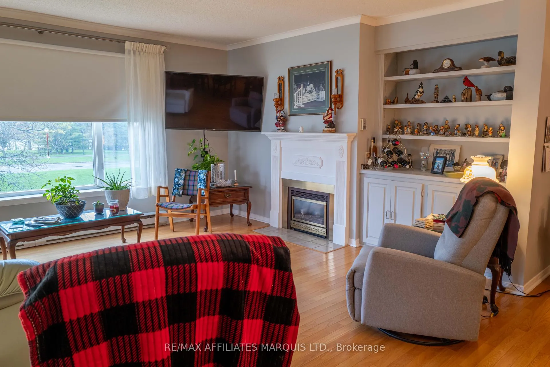 Photo 5 of Unit 312, 121 Water Street W, Cornwall — HOMEH