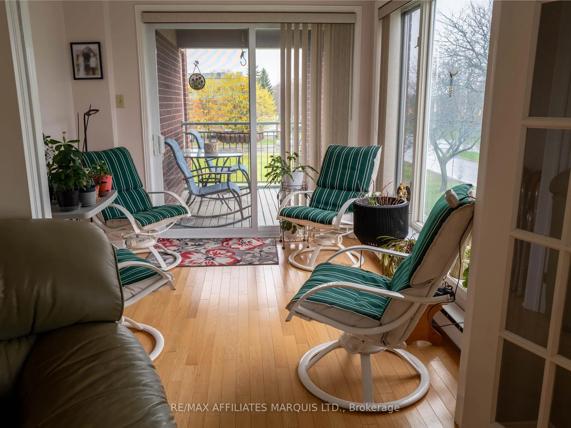 Photo 9 of Unit 312, 121 Water Street W, Cornwall — HOMEH
