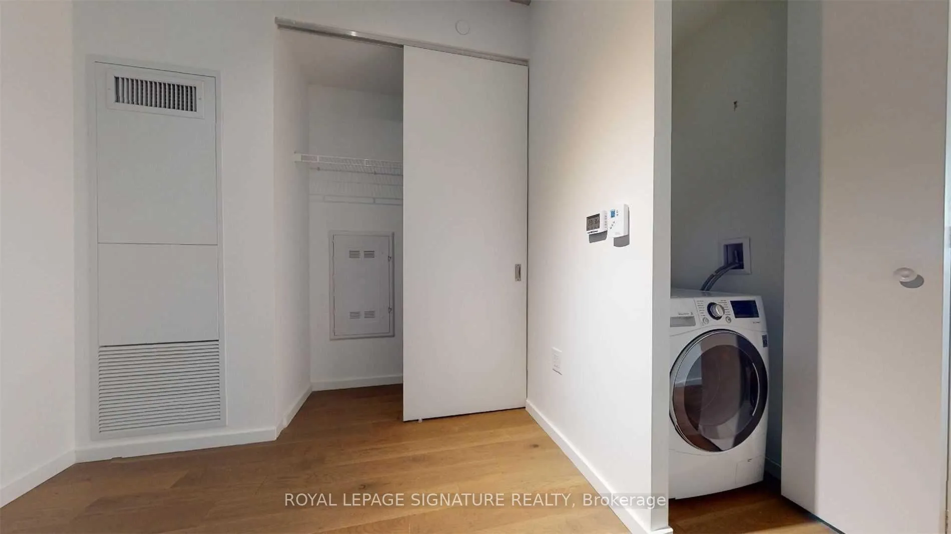 Photo 10 of Unit 508, 21 Lawren Harris Square, Toronto, Waterfront Communities — HOMEH