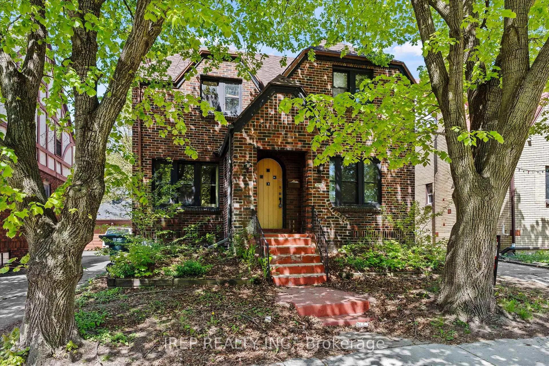 Photo 2 of 3056 Alexander Avenue, Windsor — HOMEH