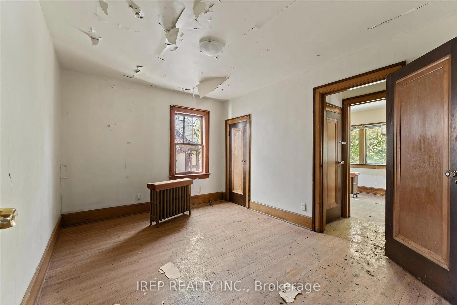 Photo 15 of 3056 Alexander Avenue, Windsor — HOMEH