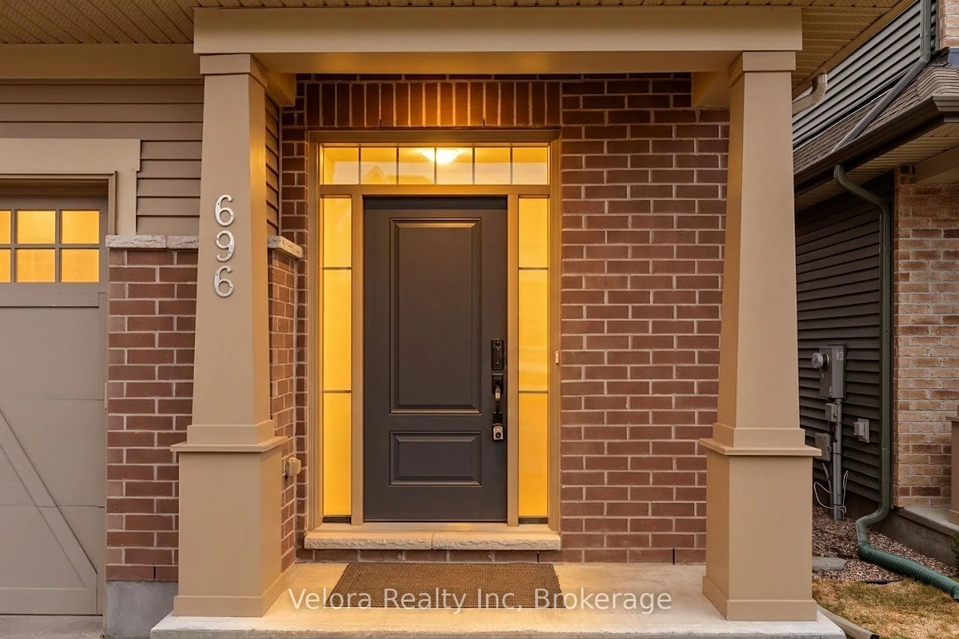 Photo 3 of 696 Vivera Place, Ottawa, Stittsville (North) — HOMEH