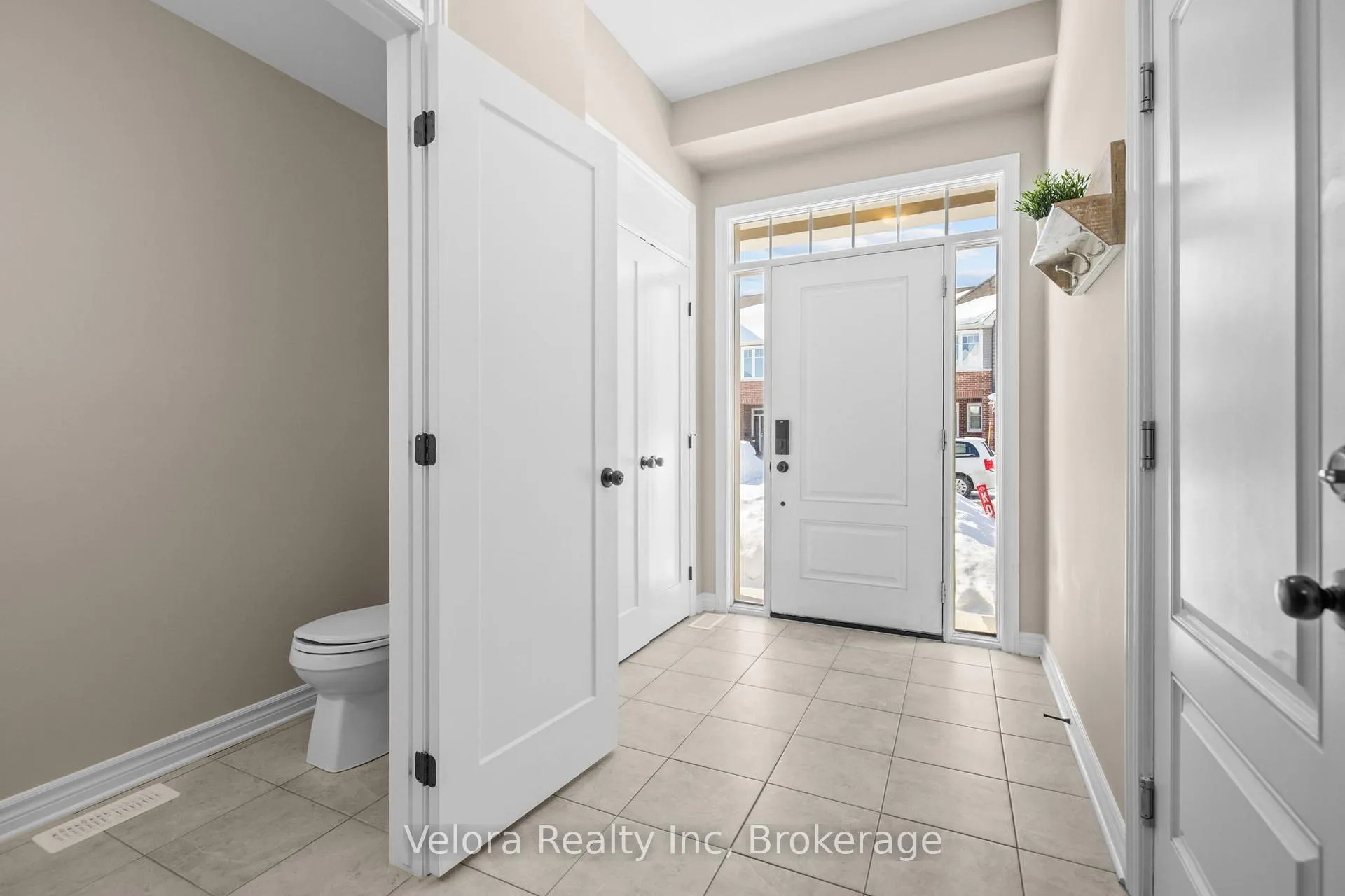 Photo 5 of 696 Vivera Place, Ottawa, Stittsville (North) — HOMEH