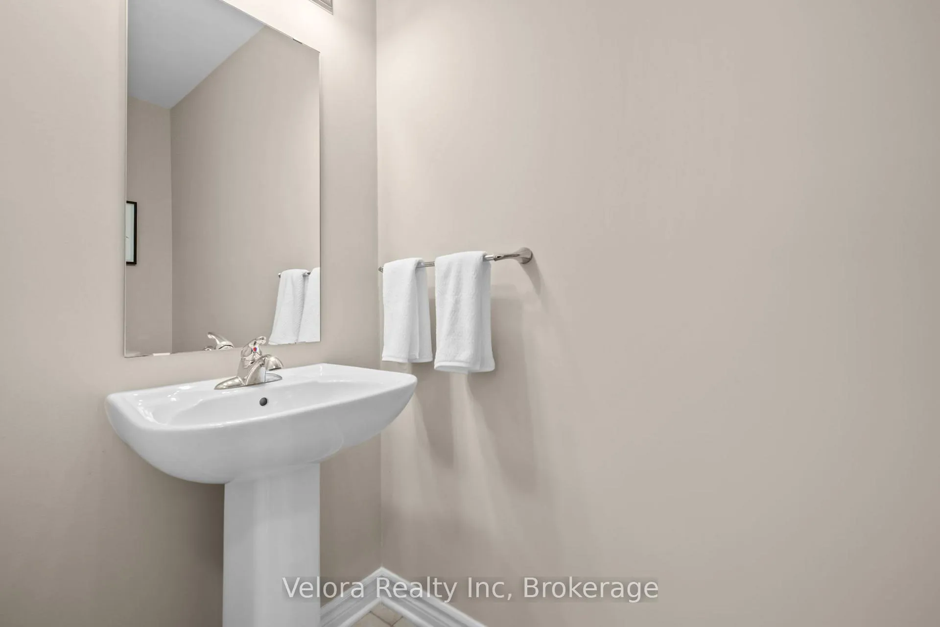 Photo 17 of 696 Vivera Place, Ottawa, Stittsville (North) — HOMEH