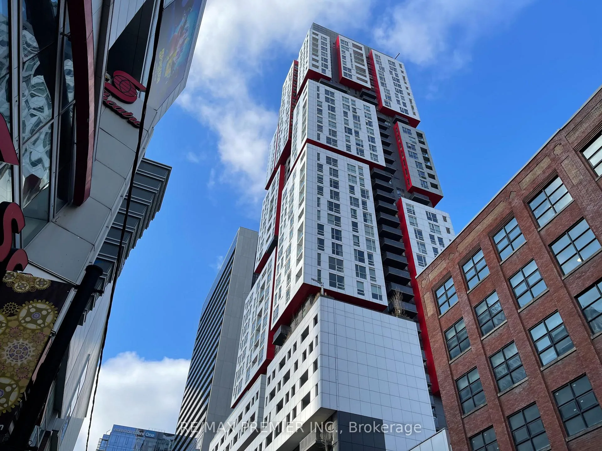 Photo 1 of Unit 708, 318 Richmond Street W, Toronto, Waterfront Communities — HOMEH