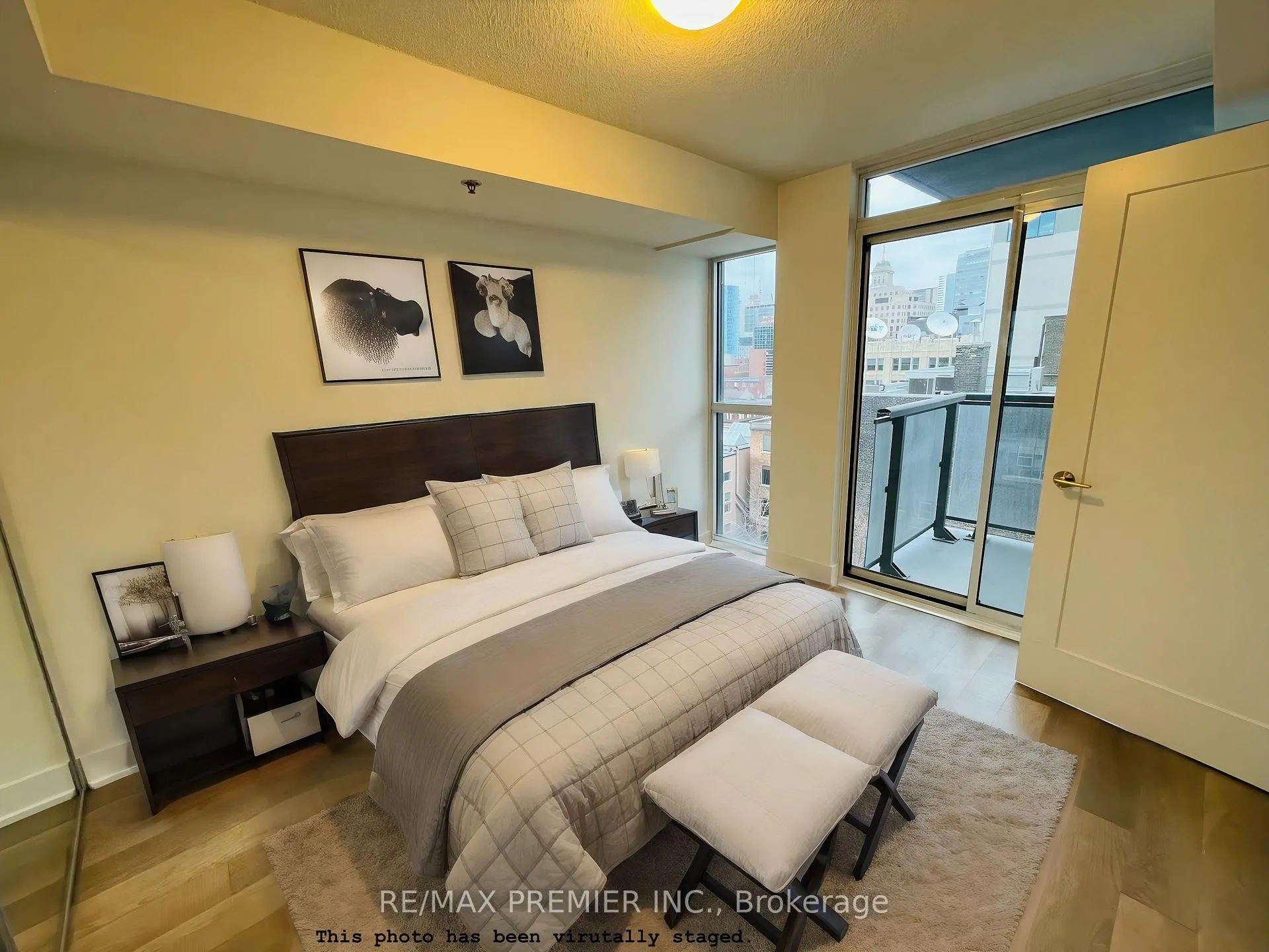 Photo 10 of Unit 708, 318 Richmond Street W, Toronto, Waterfront Communities — HOMEH