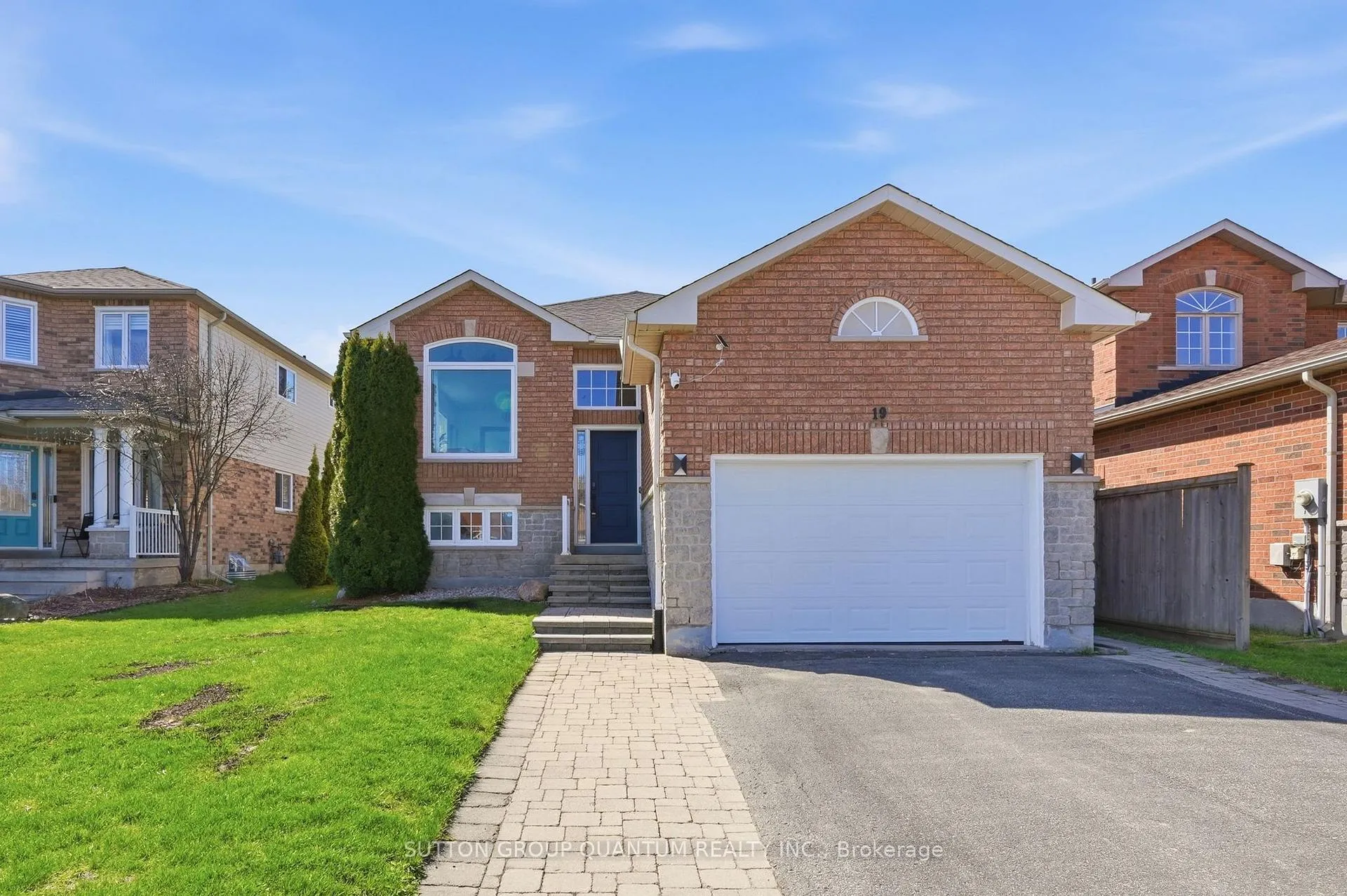 Photo 1 of 19 Leslie Avenue, Barrie, Holly — HOMEH