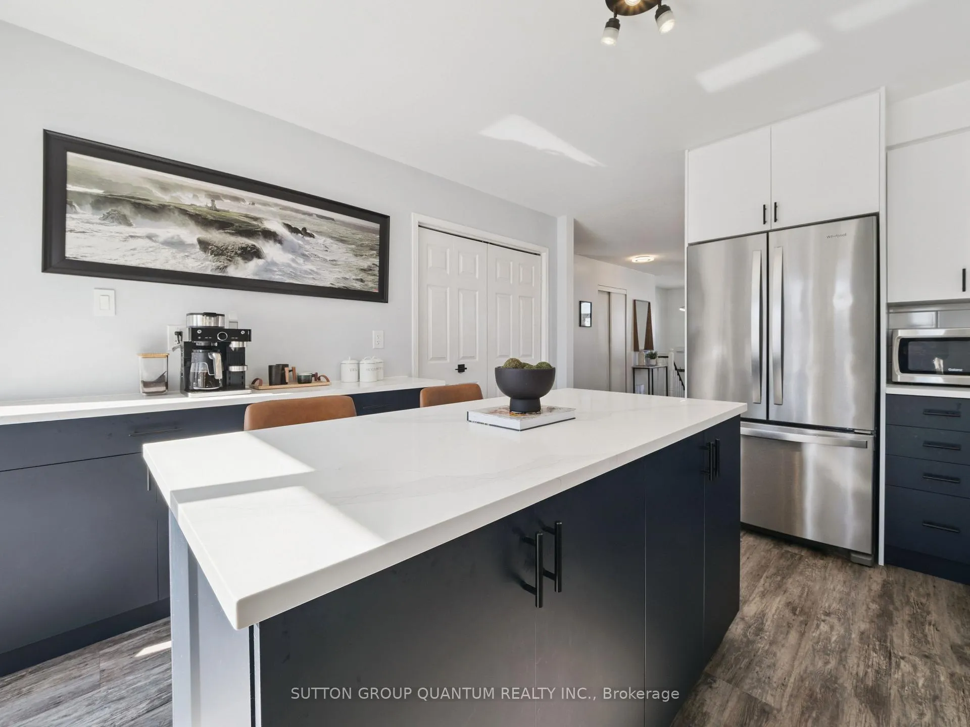 Photo 16 of 19 Leslie Avenue, Barrie, Holly — HOMEH