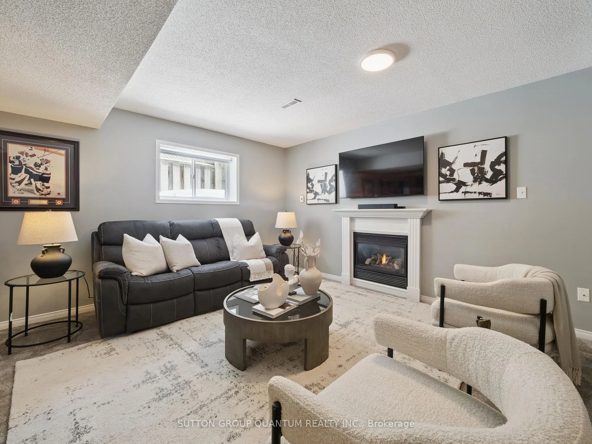 Photo 36 of 19 Leslie Avenue, Barrie, Holly — HOMEH