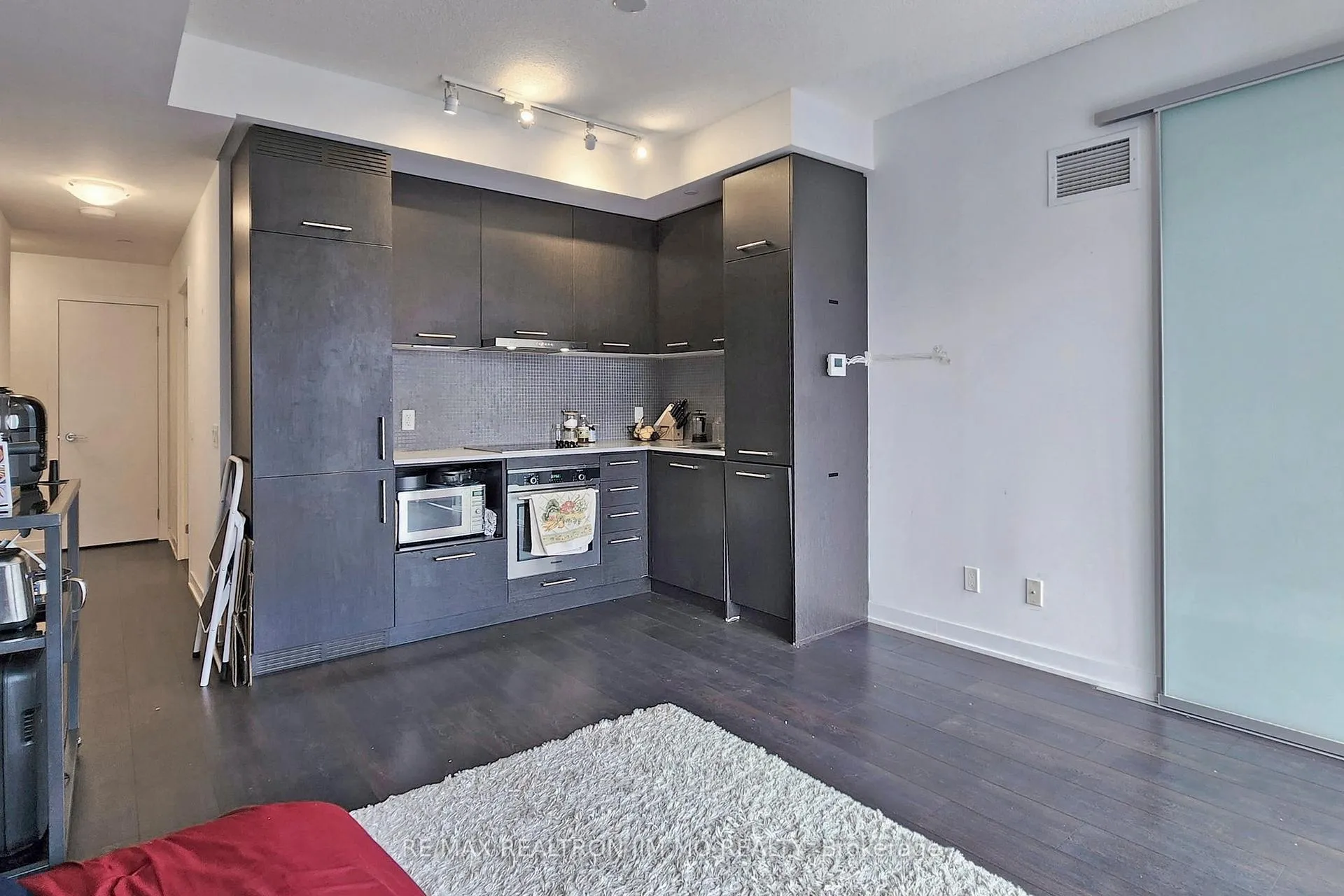 Photo 5 of Unit 3813, 87 Peter Street, Toronto, Waterfront Communities — HOMEH