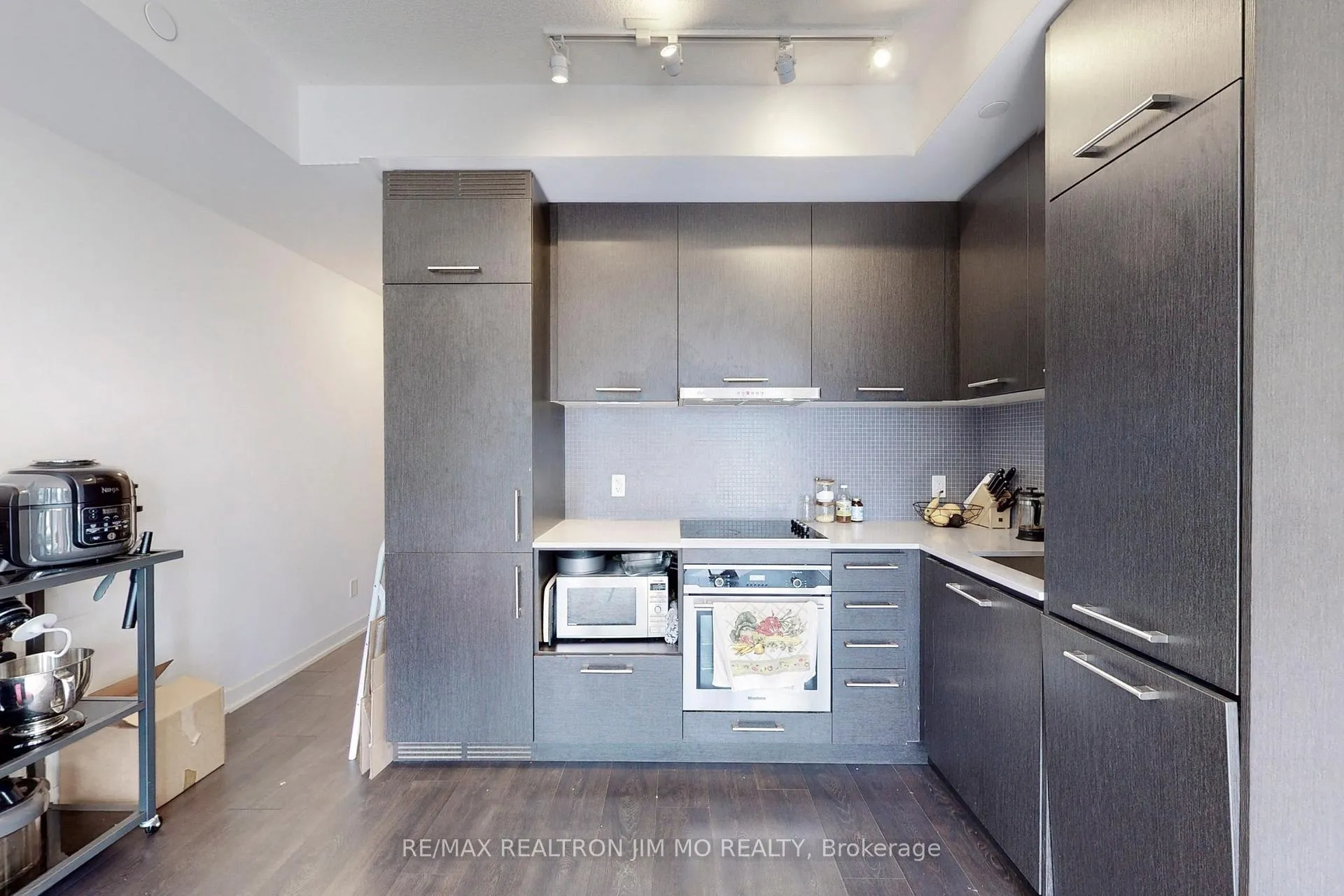 Photo 10 of Unit 3813, 87 Peter Street, Toronto, Waterfront Communities — HOMEH