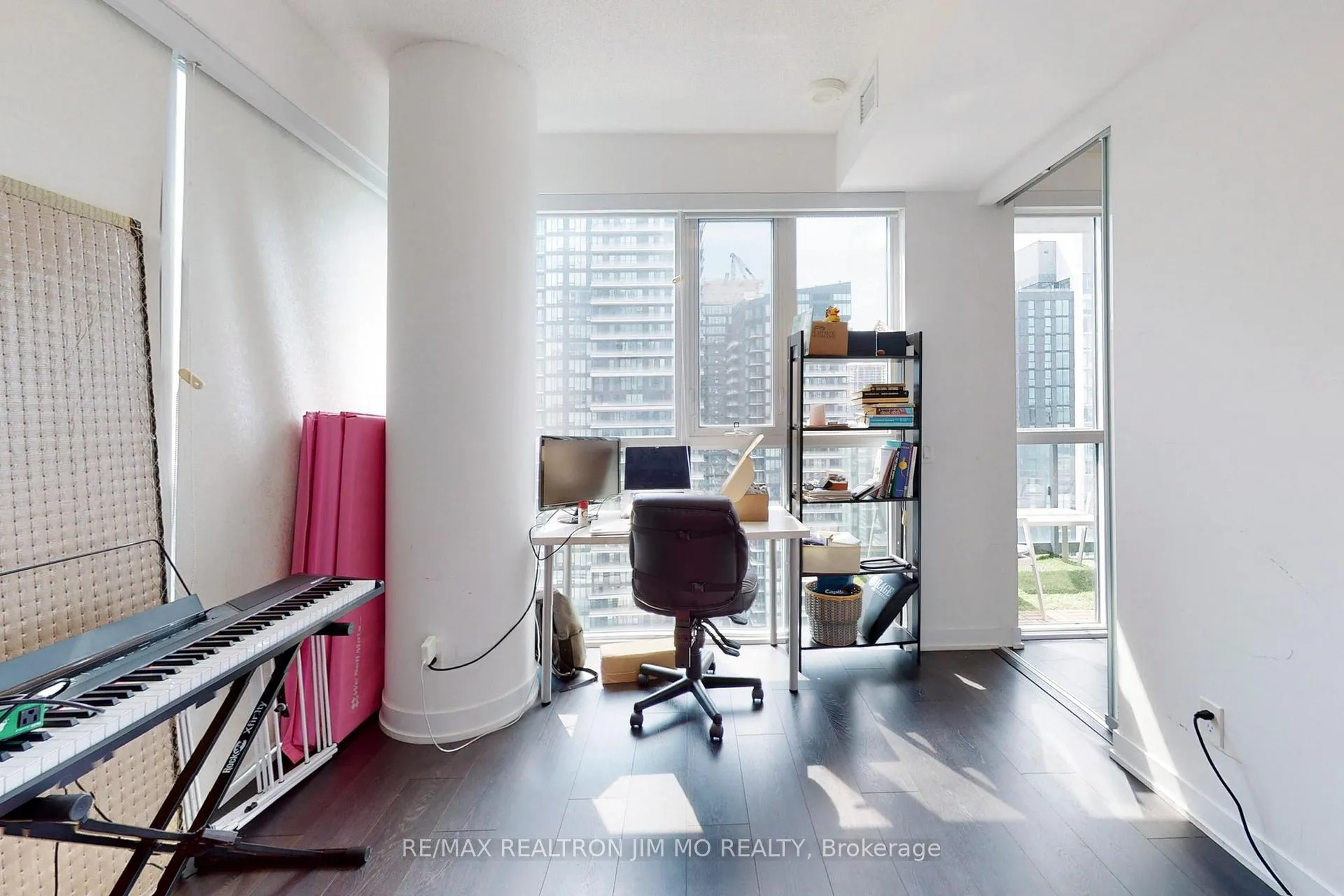 Photo 14 of Unit 3813, 87 Peter Street, Toronto, Waterfront Communities — HOMEH