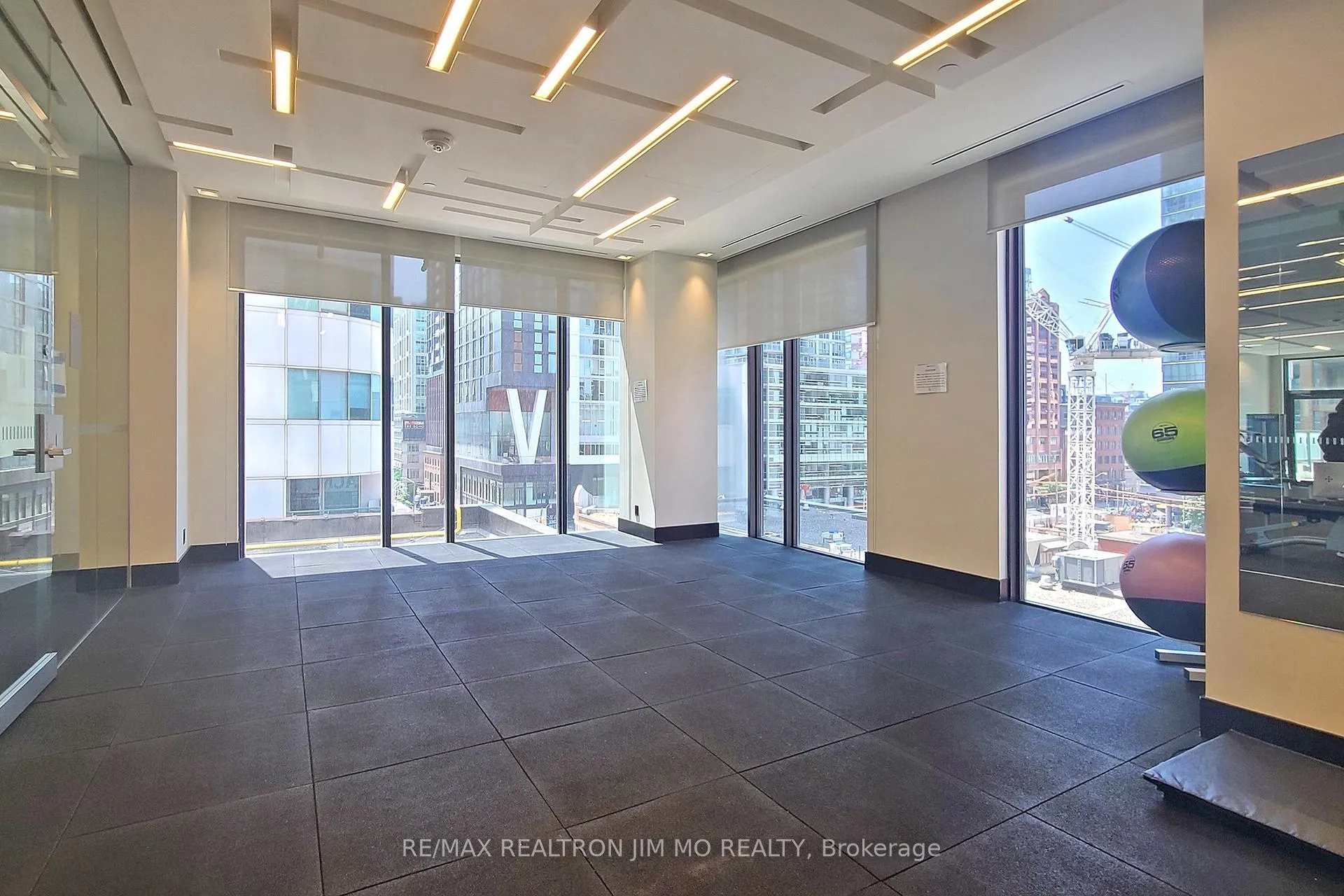 Photo 29 of Unit 3813, 87 Peter Street, Toronto, Waterfront Communities — HOMEH