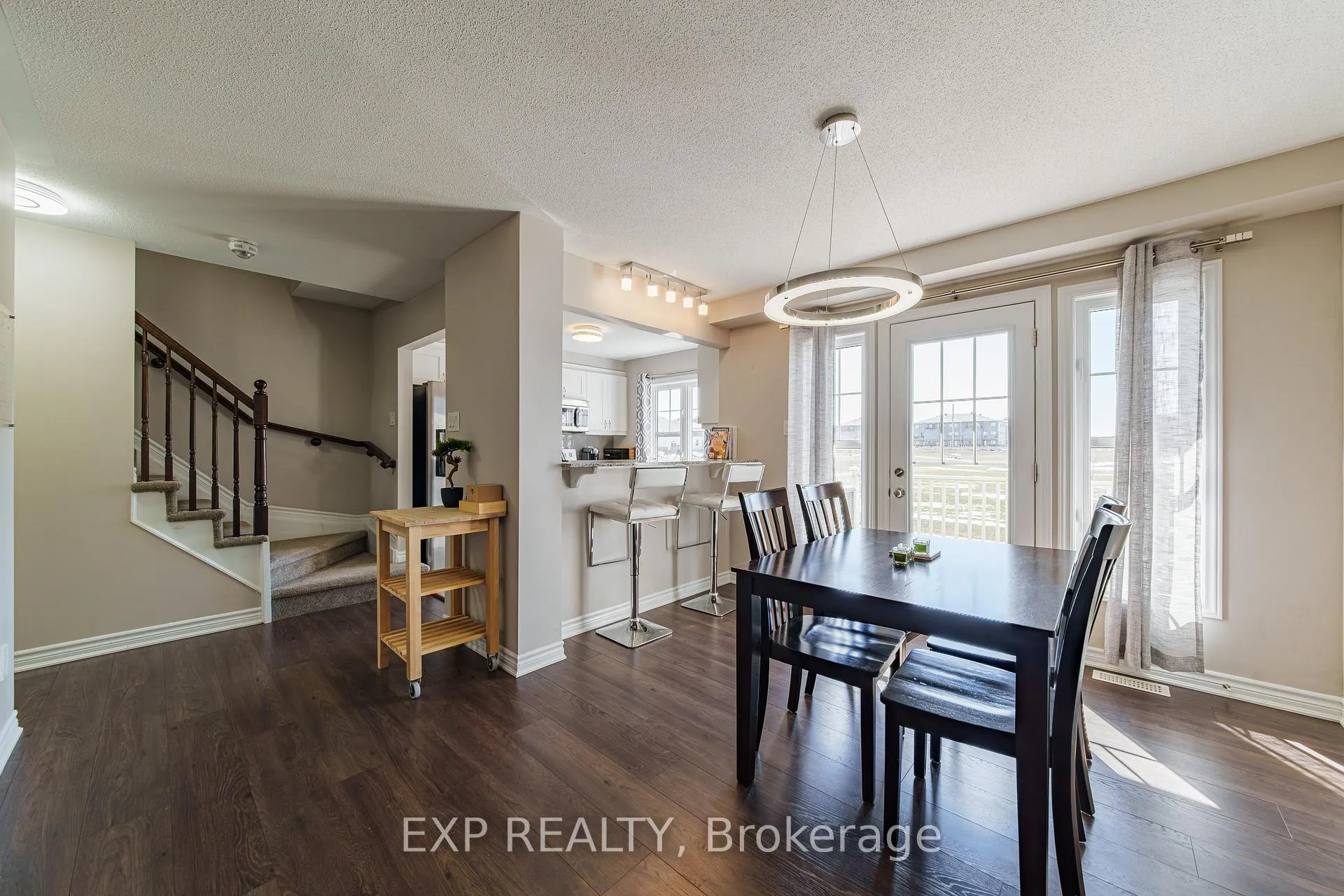 Photo 10 of 523 Ensatina Crescent, Ottawa, Barrhaven - Half Moon Bay — HOMEH