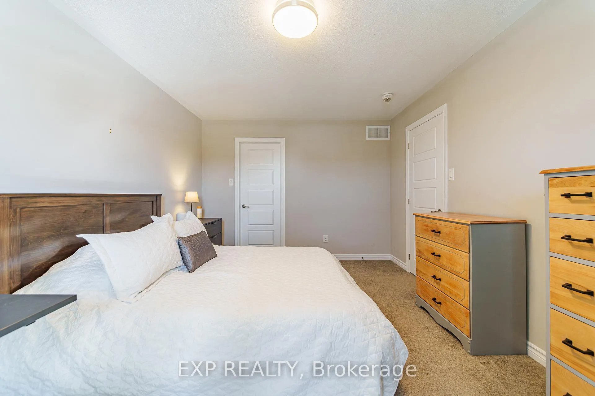 Photo 23 of 523 Ensatina Crescent, Ottawa, Barrhaven - Half Moon Bay — HOMEH