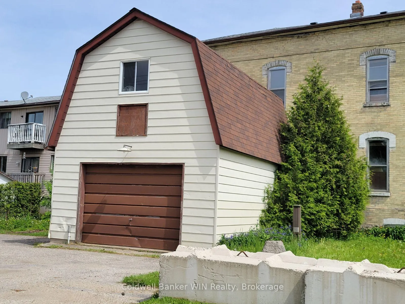 Photo 9 of 120 King Street E, Wellington North, Mount Forest — HOMEH