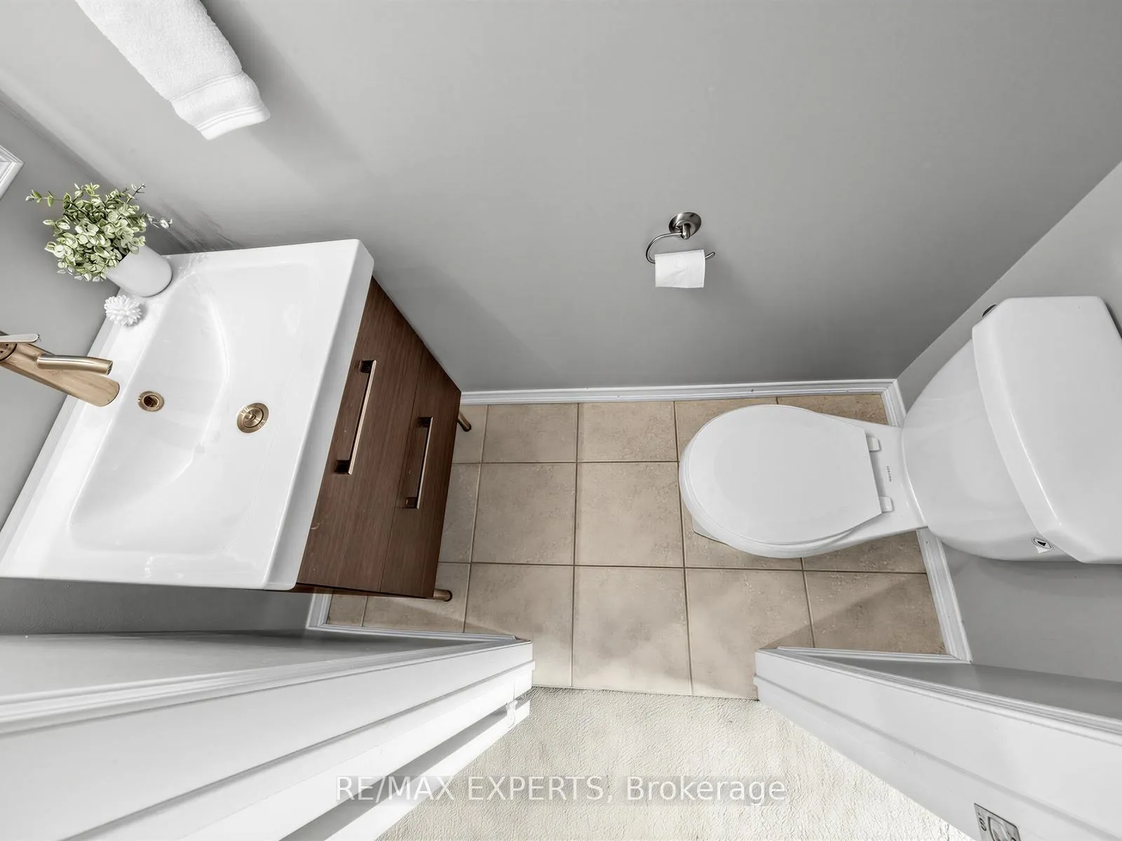 Photo 6 of 125 Devineridge Avenue, Ajax, Northeast Ajax — HOMEH