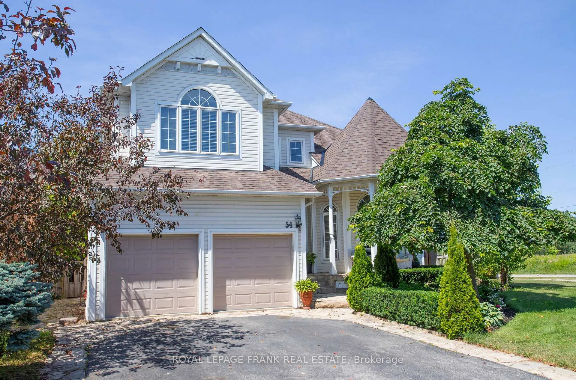Photo 1 of 54 Selkirk Drive, Whitby, Brooklin — HOMEH