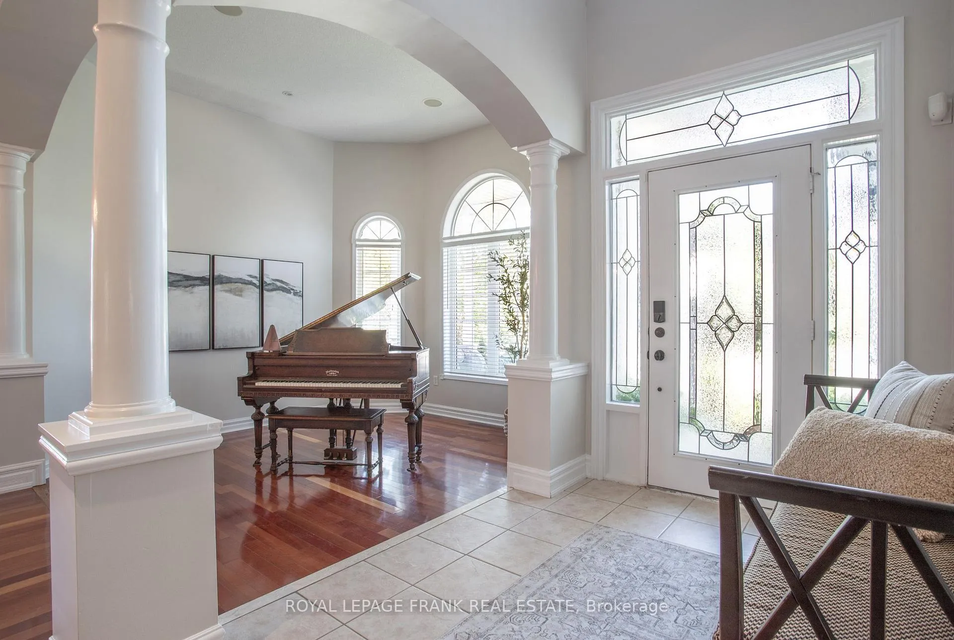 Photo 6 of 54 Selkirk Drive, Whitby, Brooklin — HOMEH