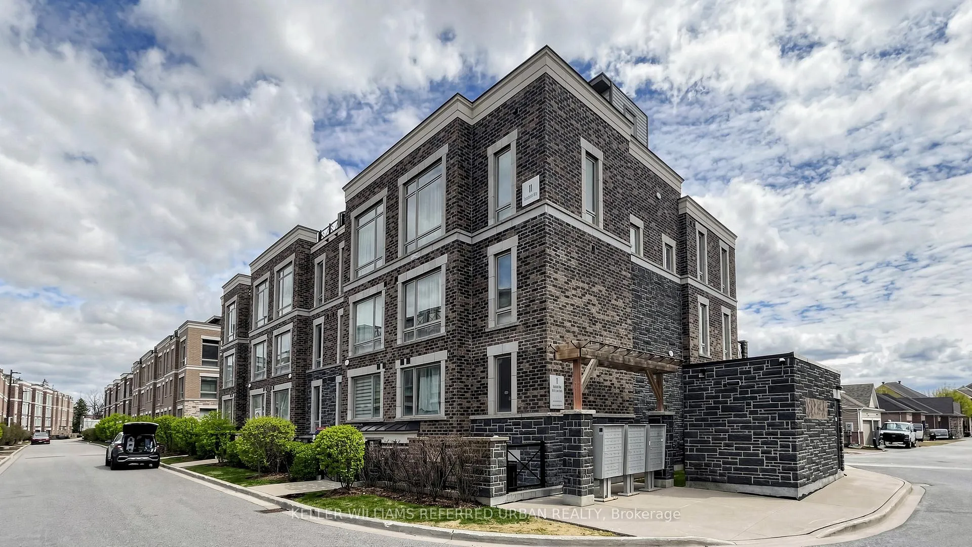 Photo 2 of Unit 1201, 11 Dunsheath Way, Markham, Cornell — HOMEH