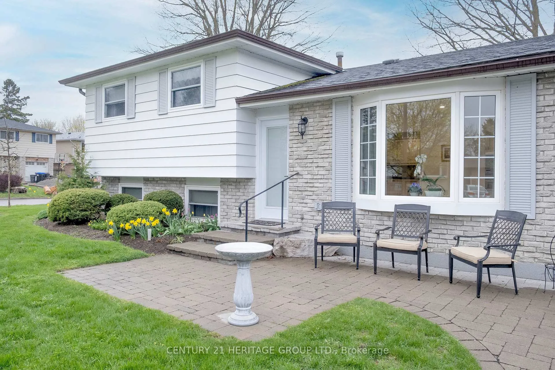 Photo 1 of 31 Mccague Crescent, New Tecumseth, Alliston — HOMEH