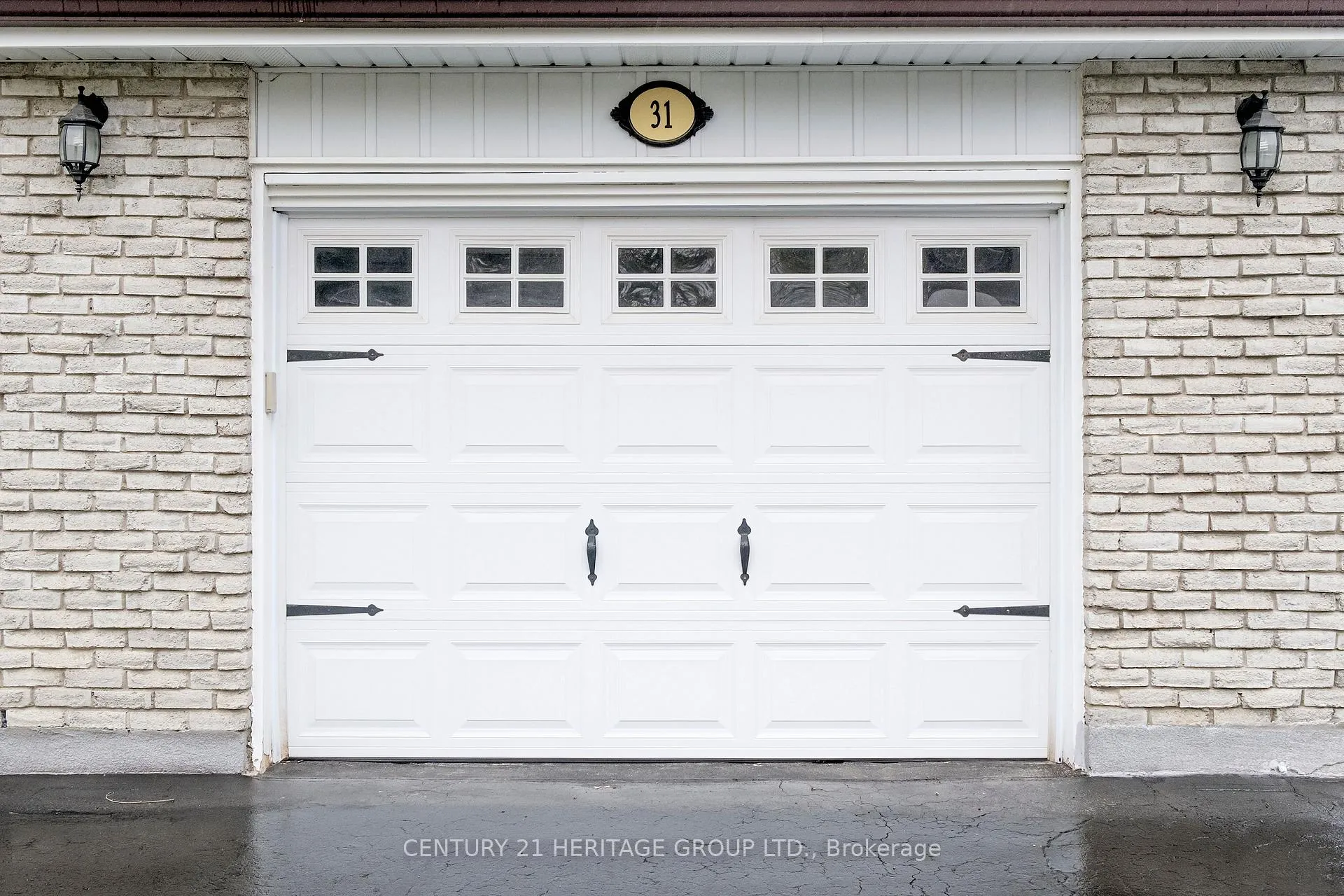 Photo 3 of 31 Mccague Crescent, New Tecumseth, Alliston — HOMEH