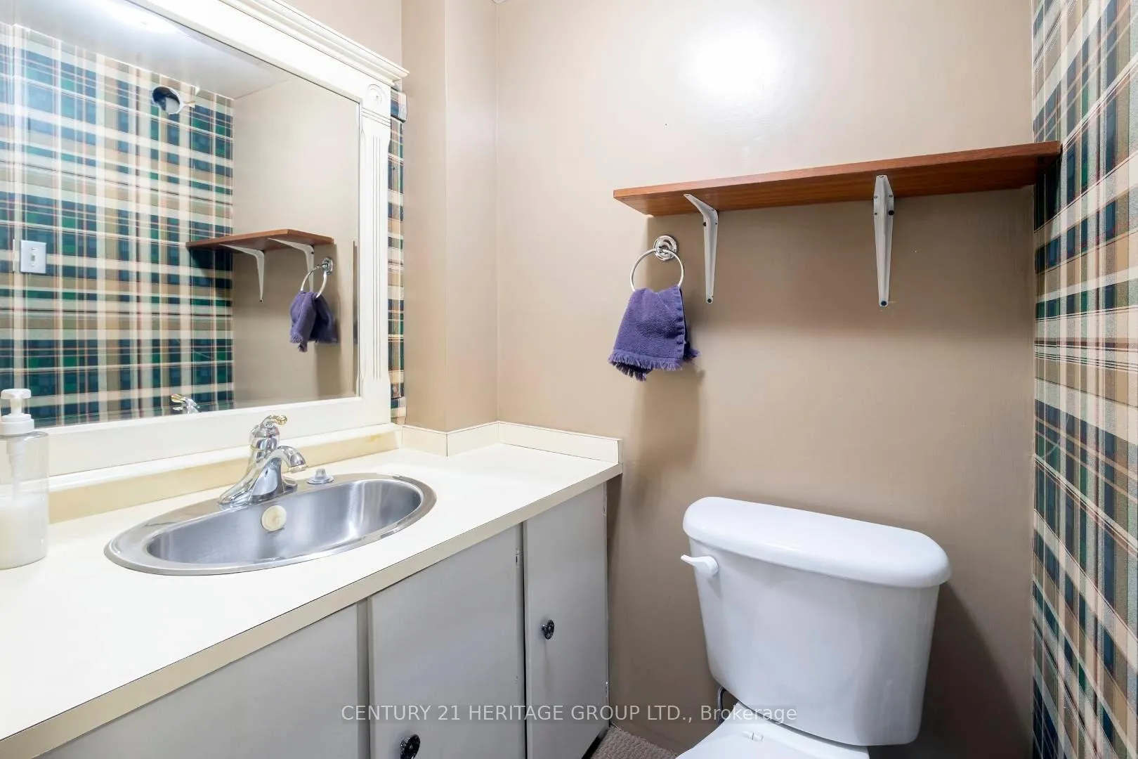 Photo 20 of 31 Mccague Crescent, New Tecumseth, Alliston — HOMEH