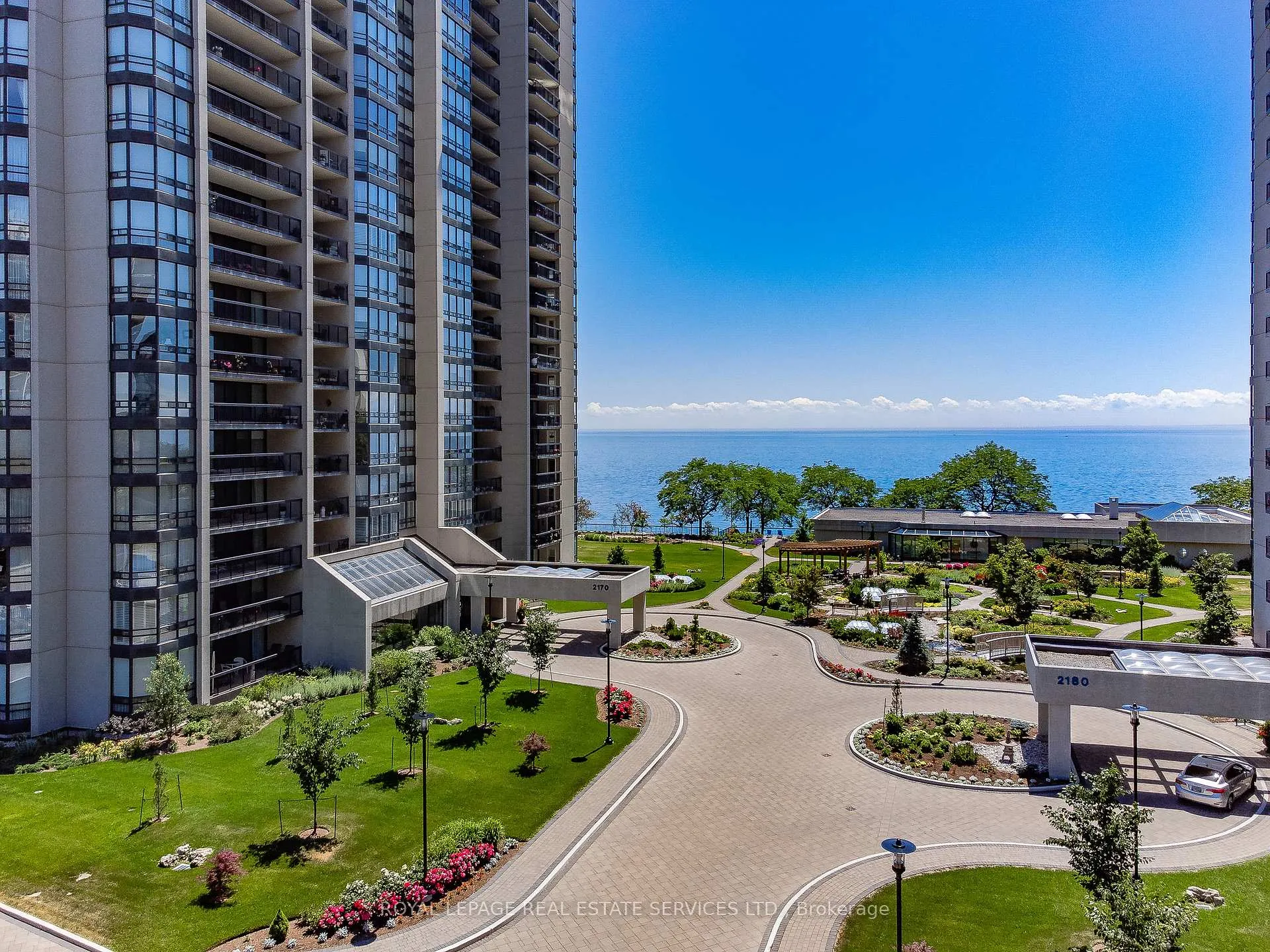 Photo 3 of Unit 1506, 2170 Marine Drive, Oakville, Bronte — HOMEH