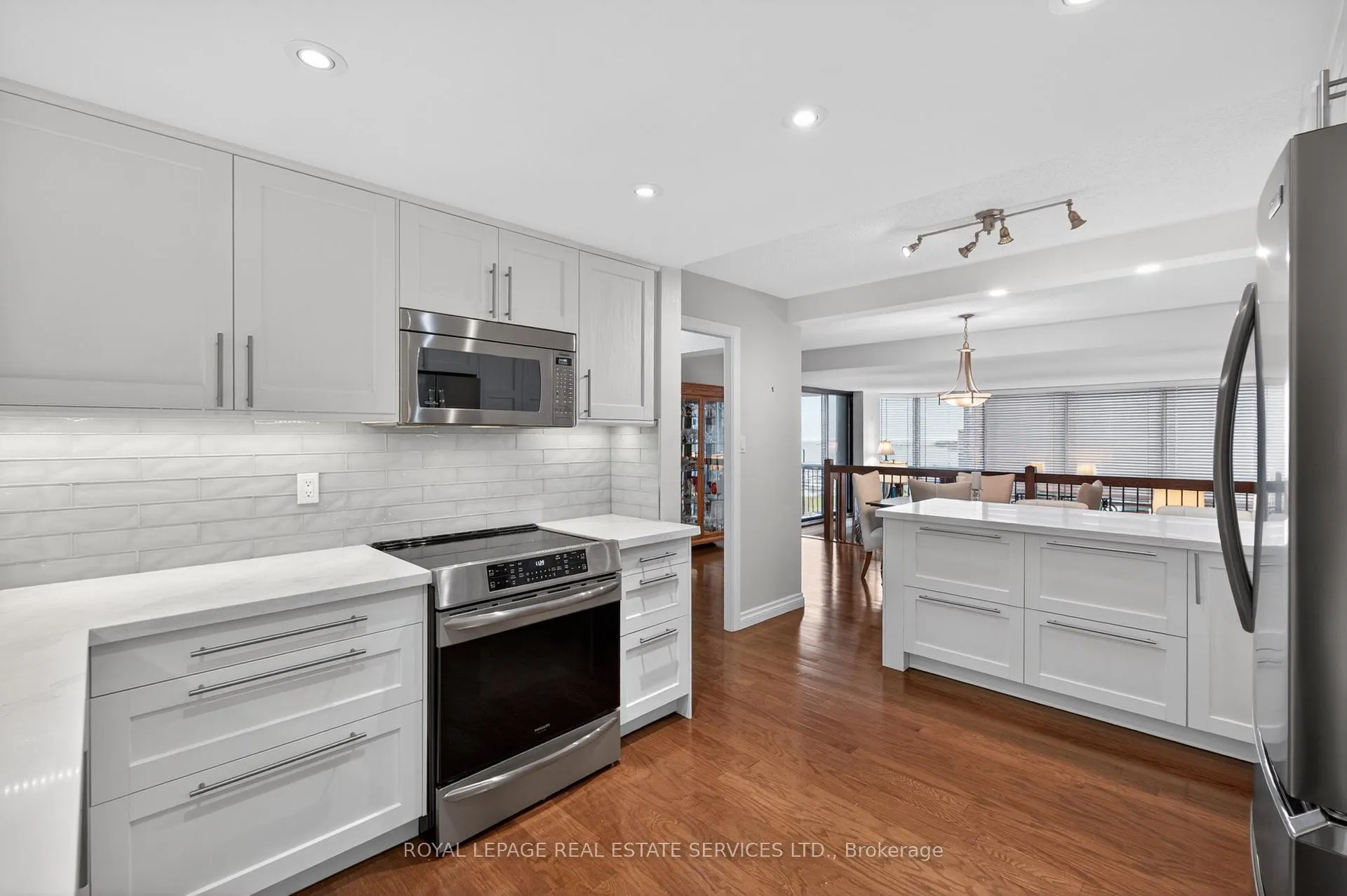 Photo 12 of Unit 1506, 2170 Marine Drive, Oakville, Bronte — HOMEH
