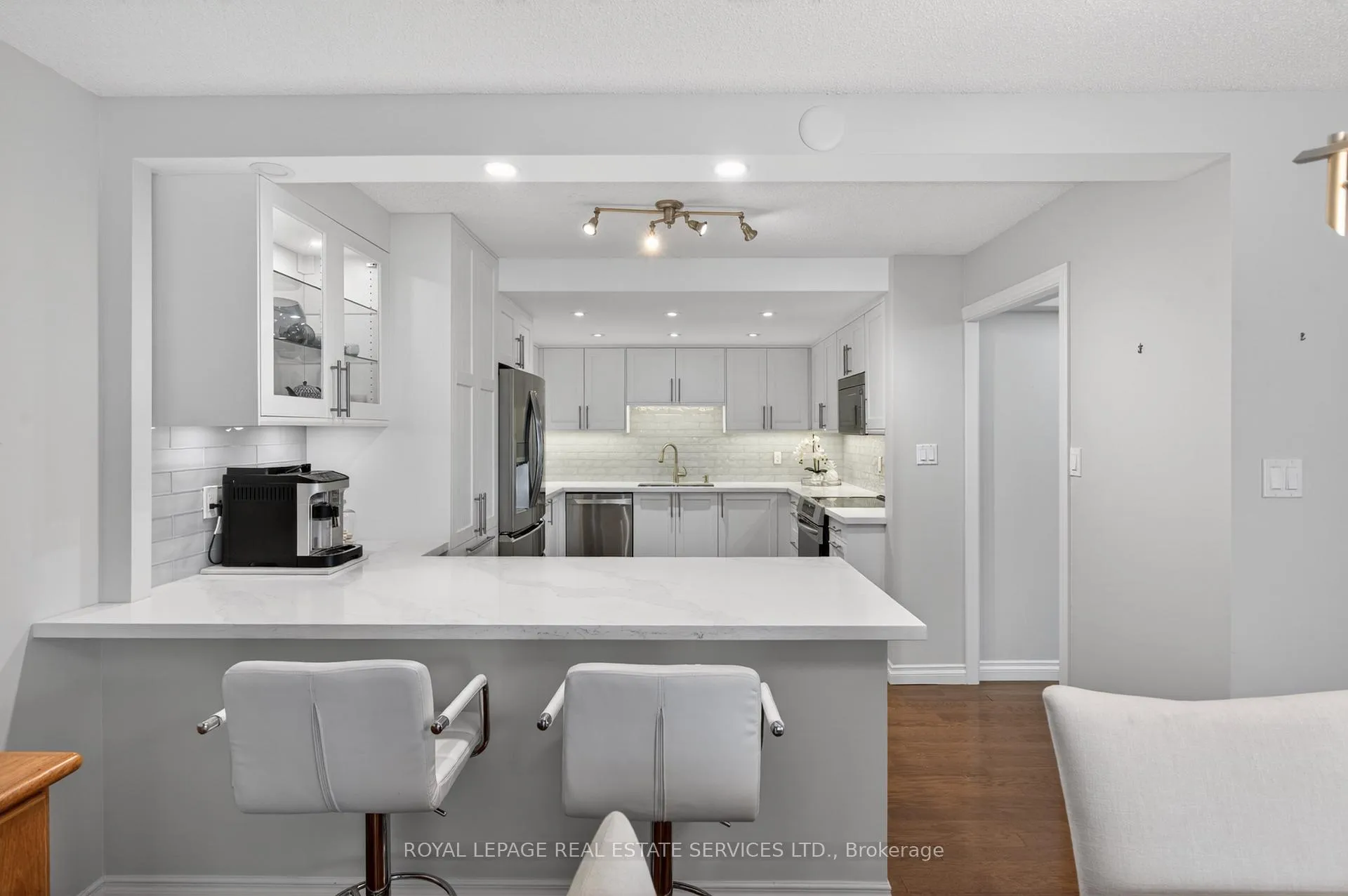 Photo 16 of Unit 1506, 2170 Marine Drive, Oakville, Bronte — HOMEH