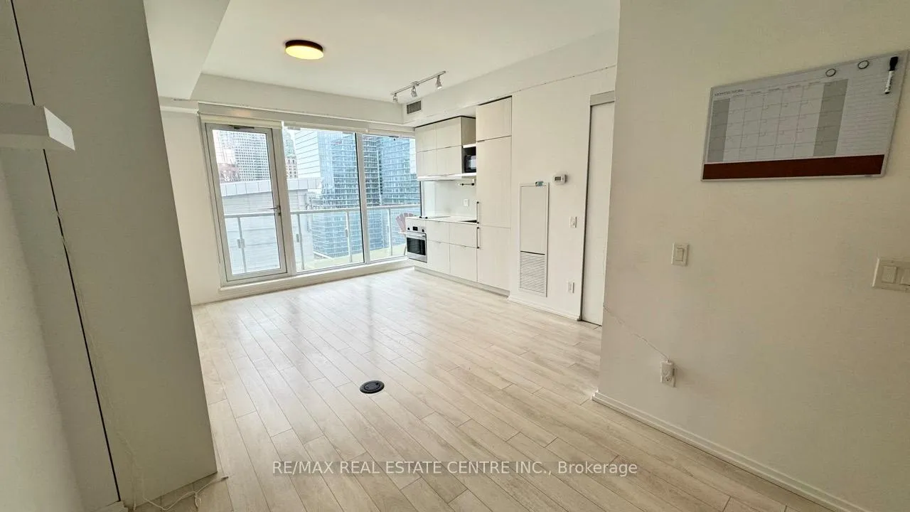 Photo 4 of Unit 2608, 197 Yonge Street, Toronto, Church-Yonge Corridor — HOMEH