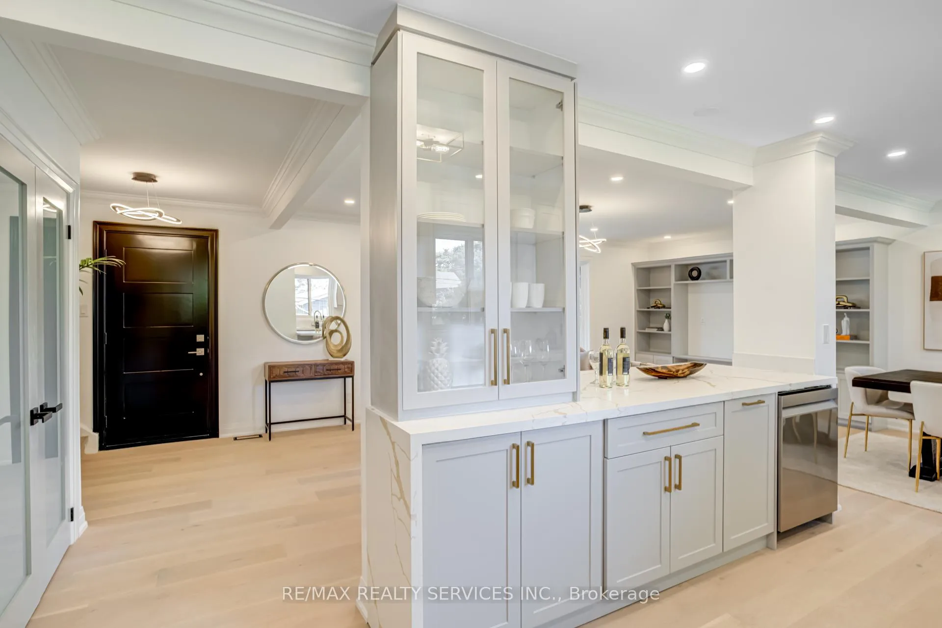 Photo 10 of 5133 Cherryhill Cres, Burlington, Appleby — HOMEH