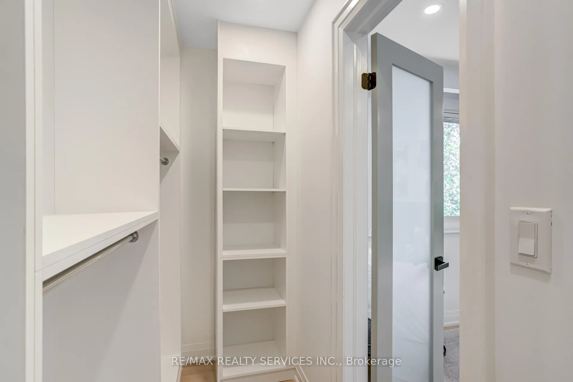 Photo 27 of 5133 Cherryhill Cres, Burlington, Appleby — HOMEH