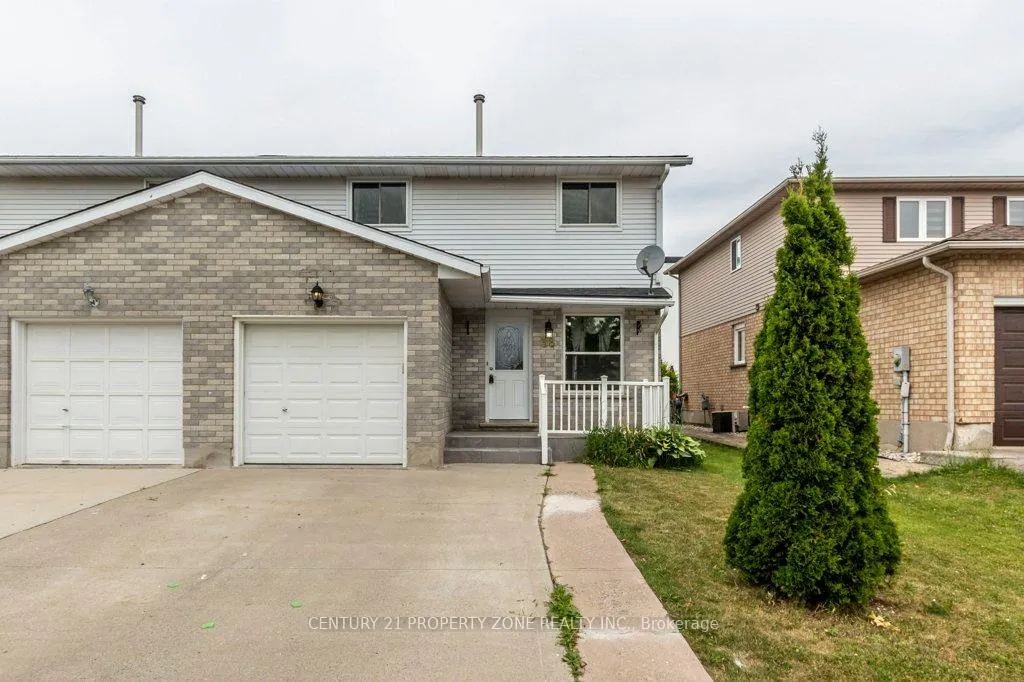 Photo 1 of 38 Rauch Court, Kitchener — HOMEH